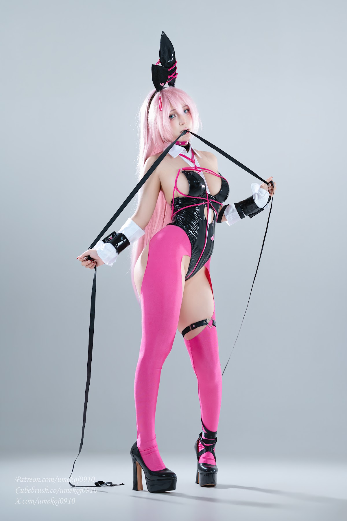Coser@UmekoJ – Velvet Sensual Rabbit 「NIKKE」 - P22