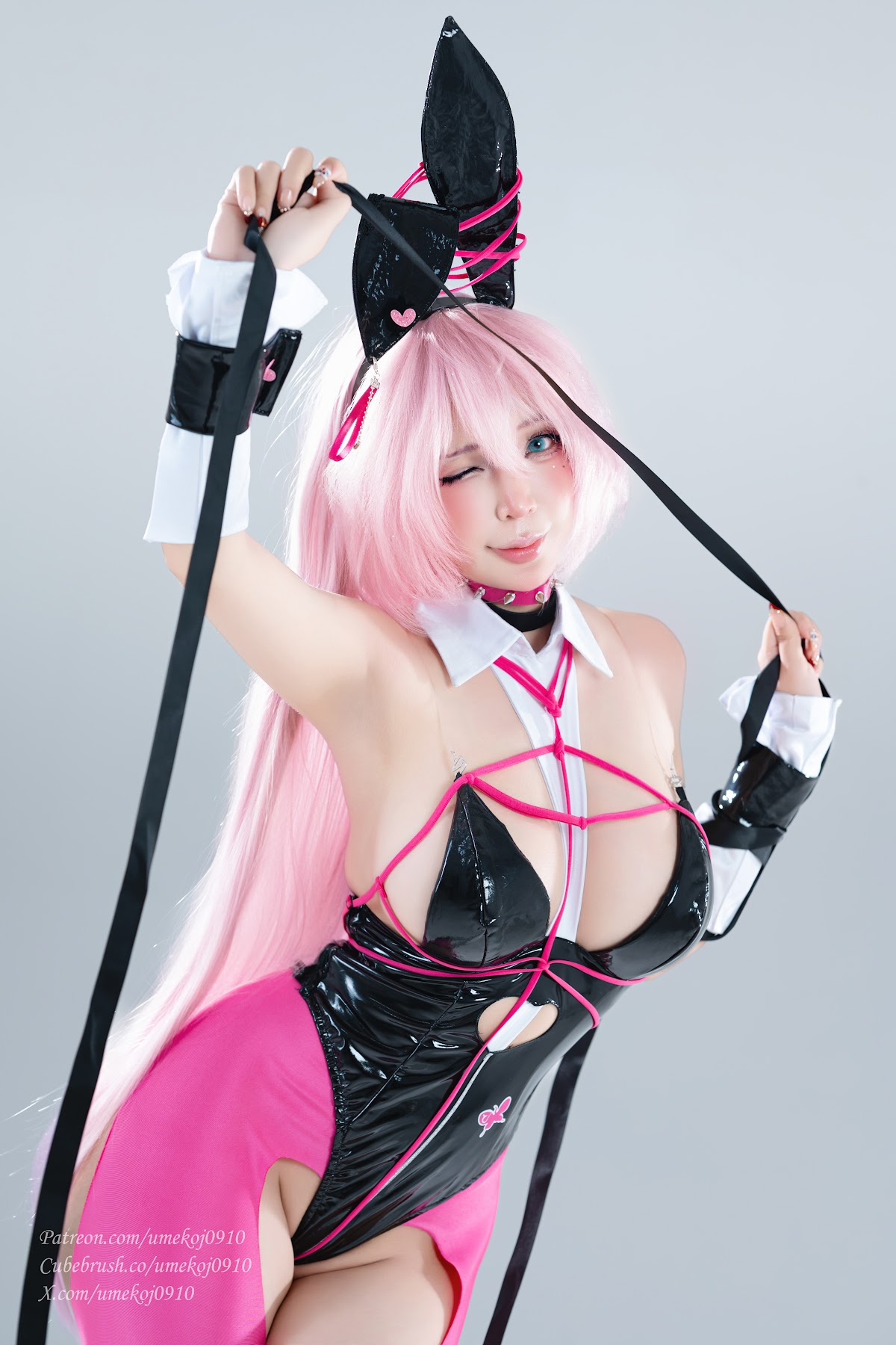 Coser@UmekoJ – Velvet Sensual Rabbit 「NIKKE」 - P2