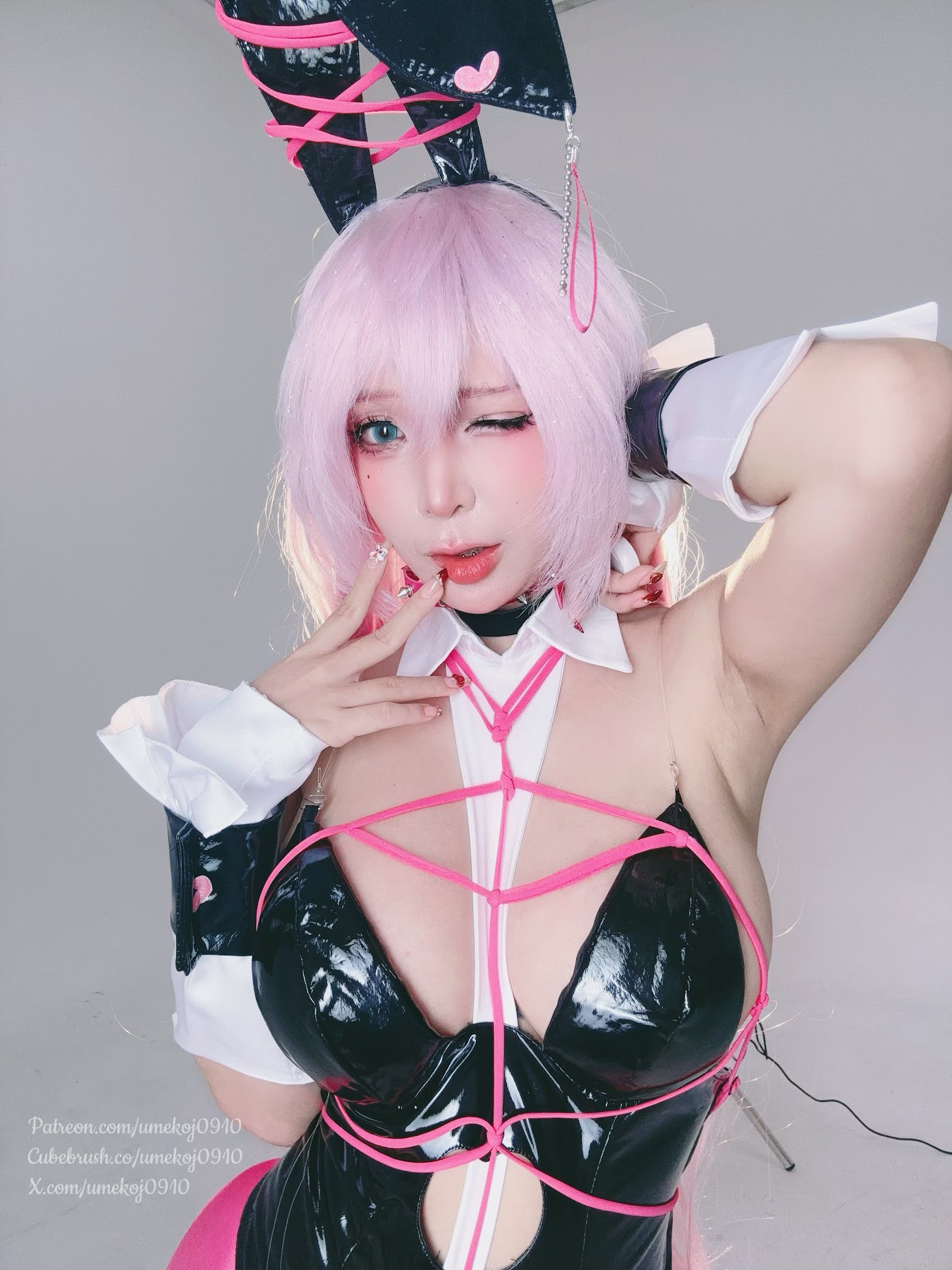 Coser@UmekoJ – Velvet Sensual Rabbit 「NIKKE」 - P53