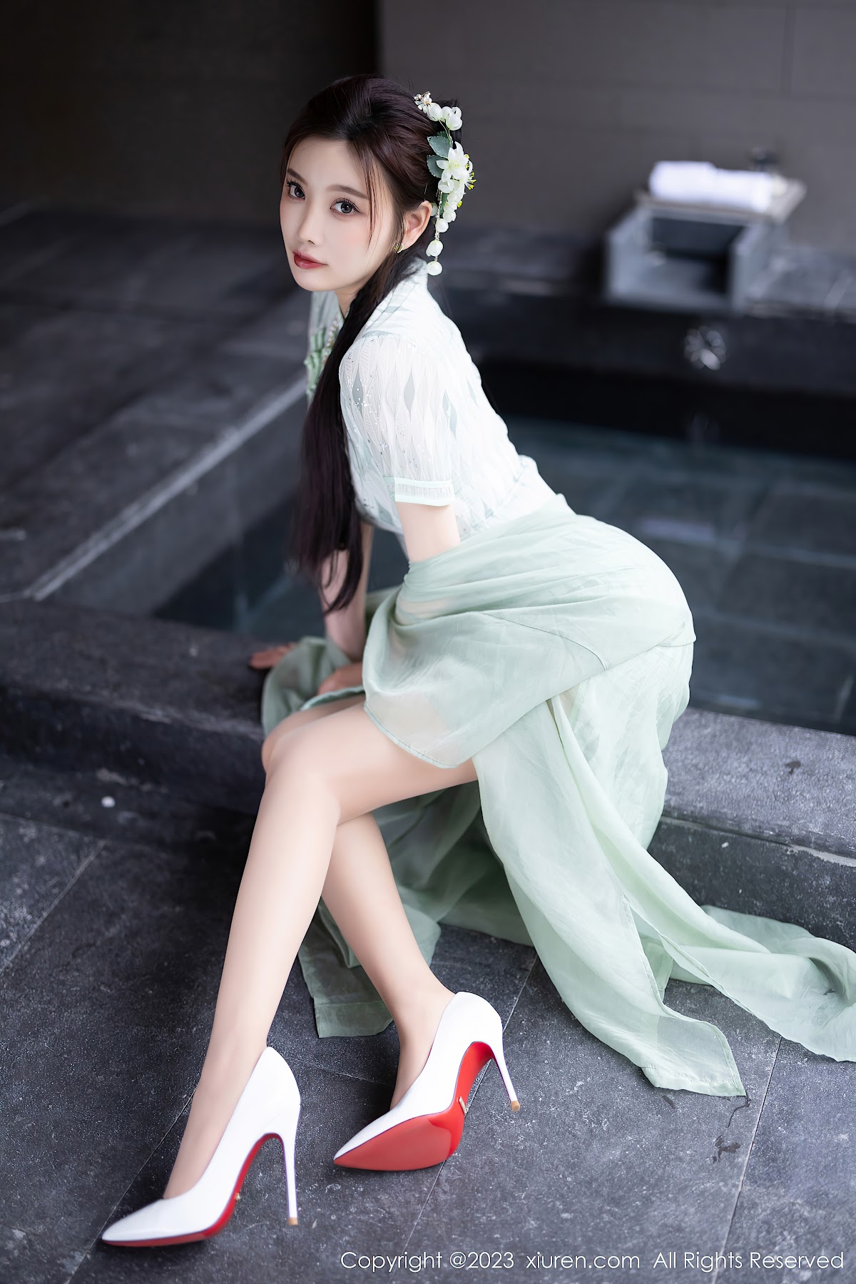 XIUREN No.6983 Yang Chen Chen (杨晨晨Yome) - P20
