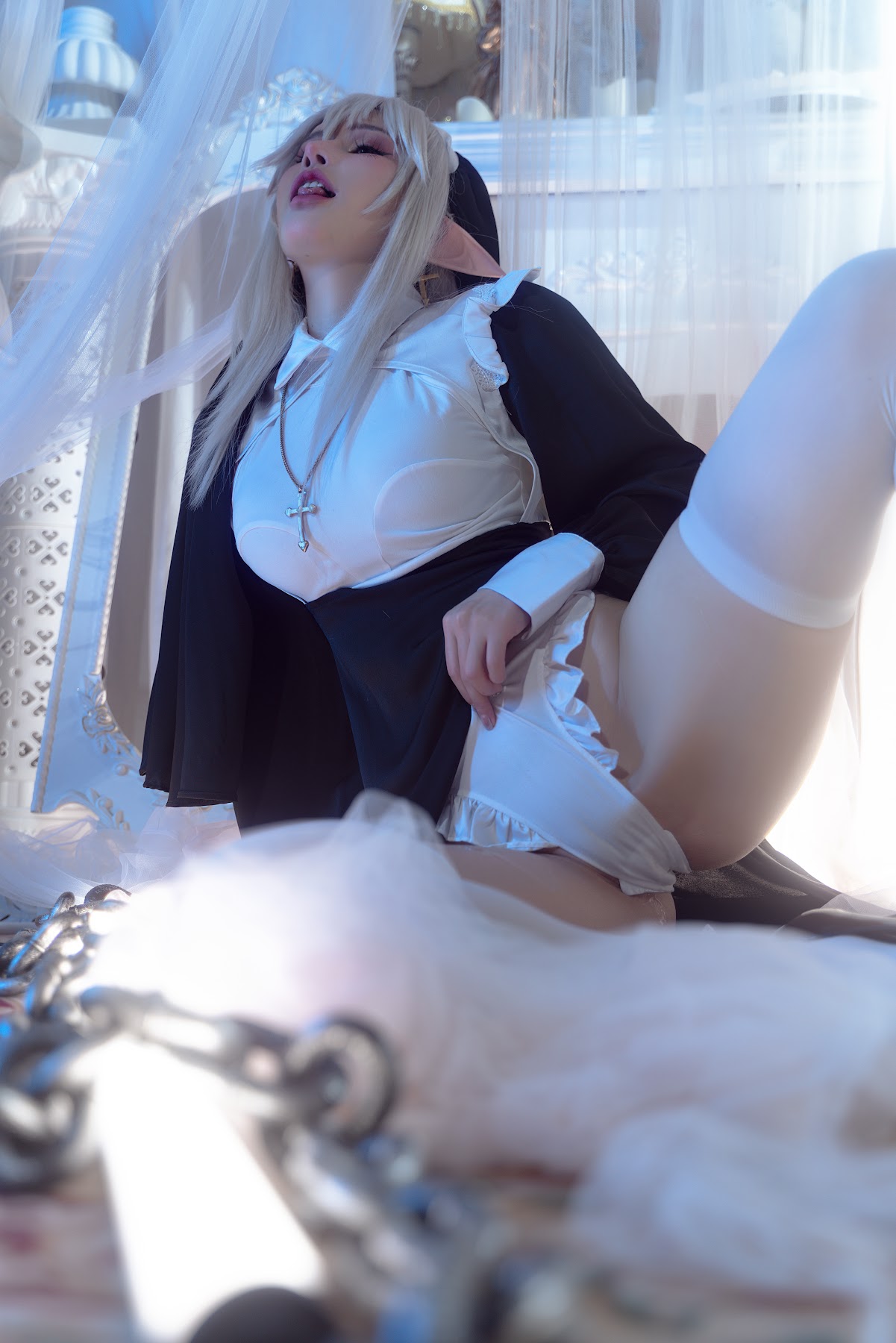 Coser@鹿八岁 – 堕落修女 - P8