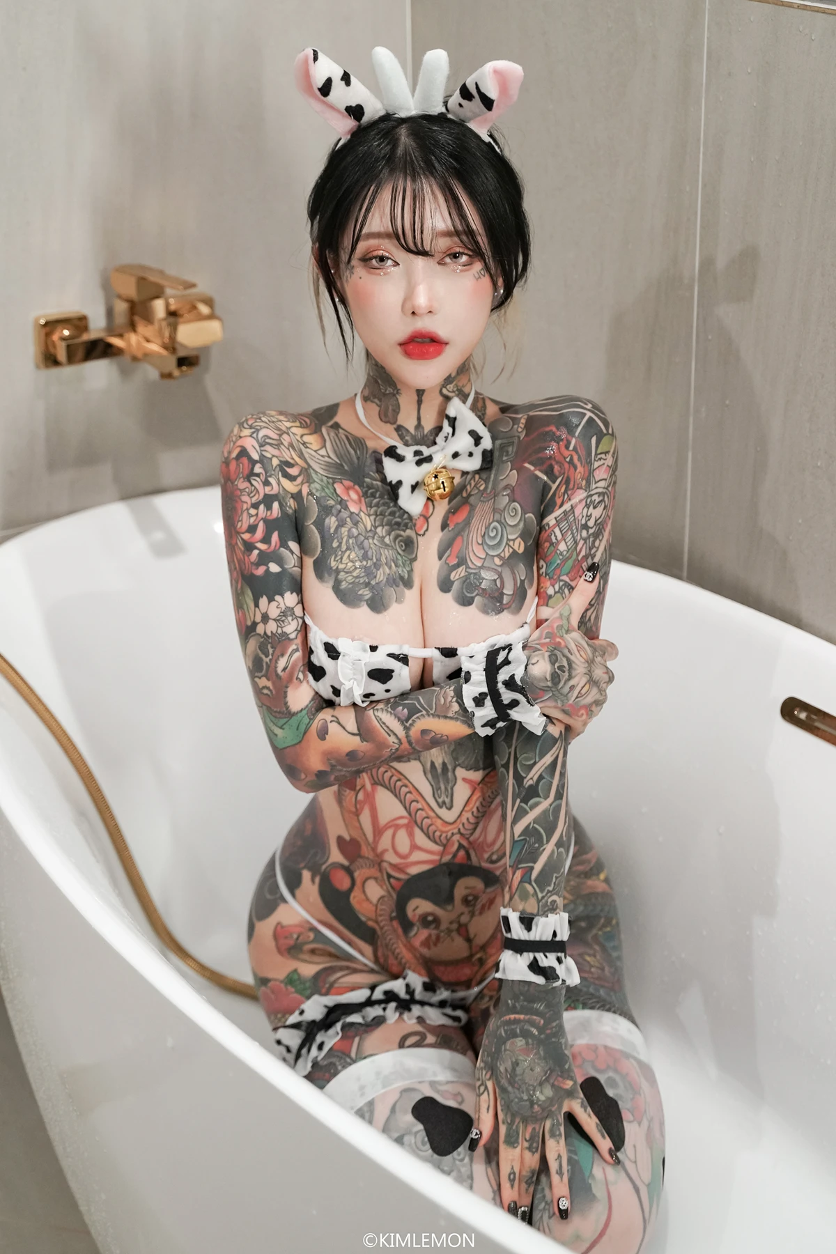 YoKo 요코, KIMLEMON Photobook Vol.05 Set.02 - P22