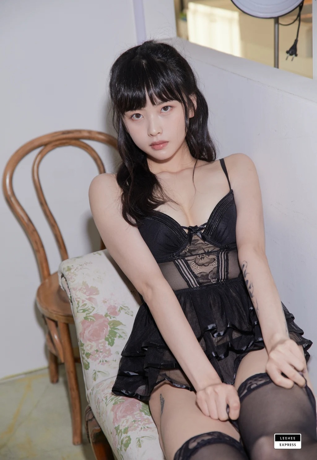 [LE] LEDG-084B: GMS (55 photos) - P20