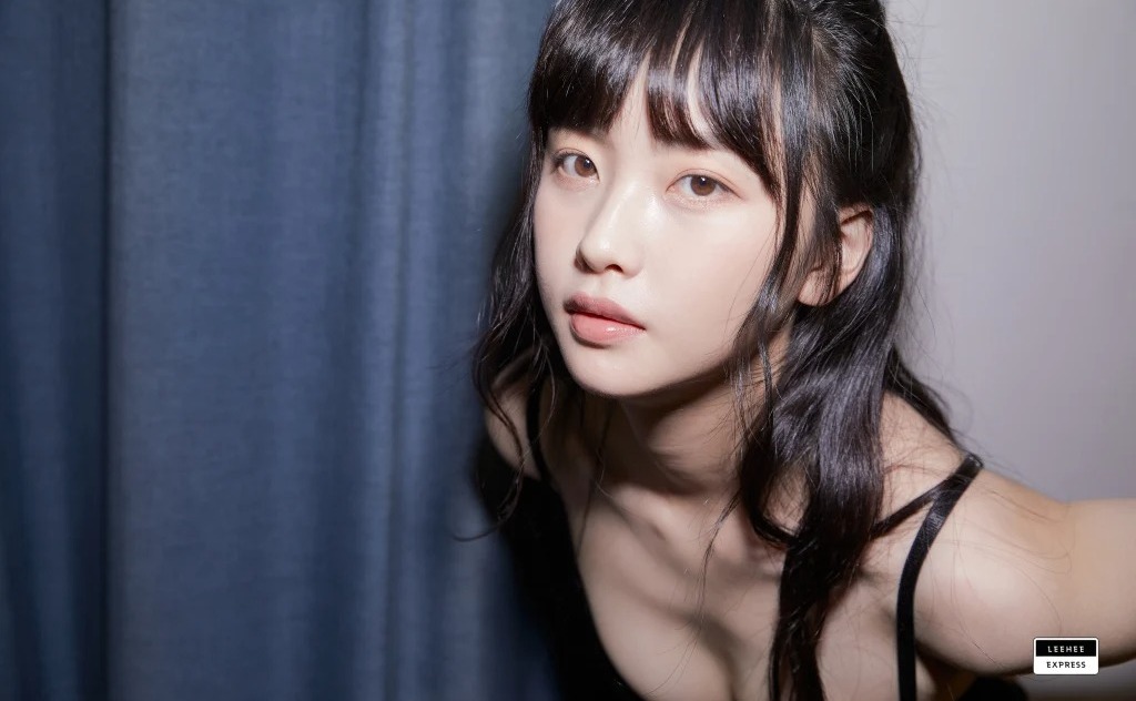 [LE] LEDG-084B: GMS (55 photos) - P30
