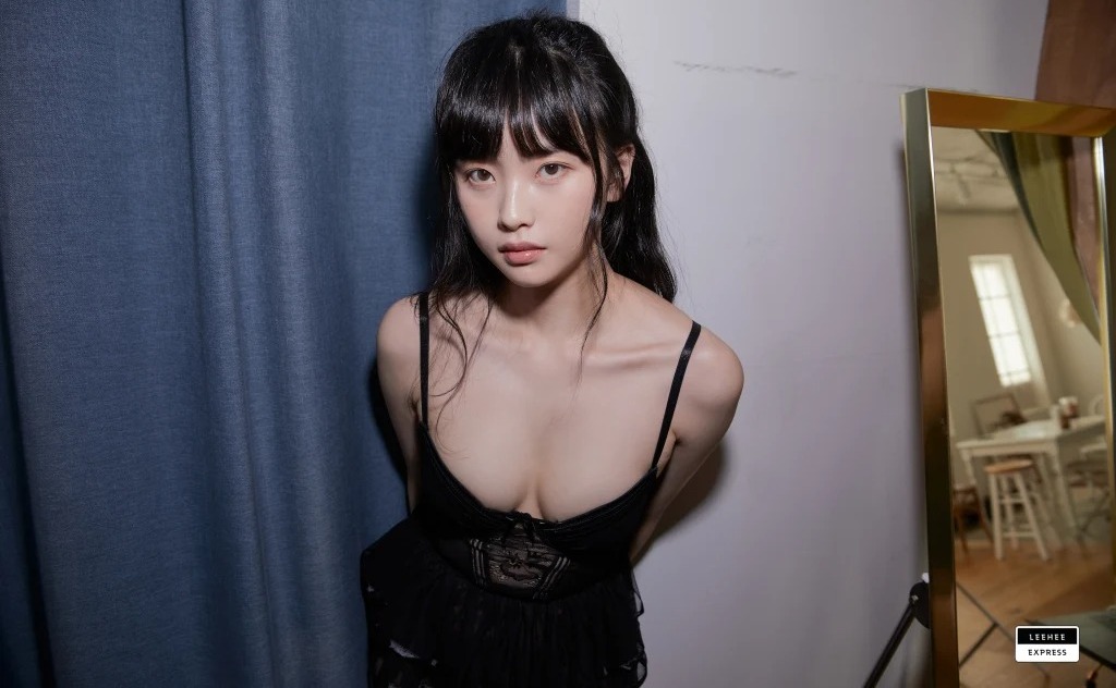 [LE] LEDG-084B: GMS (55 photos) - P31