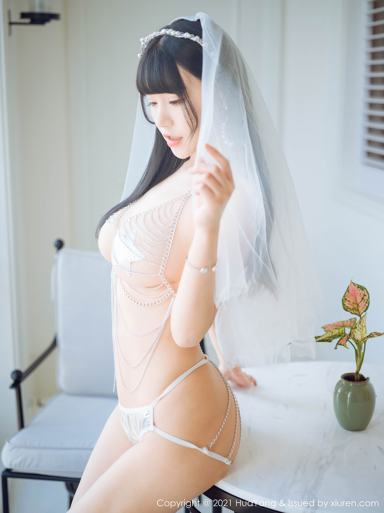 HuaYang Vol.352 Zhu Ke Er (朱可儿Flower) - P25