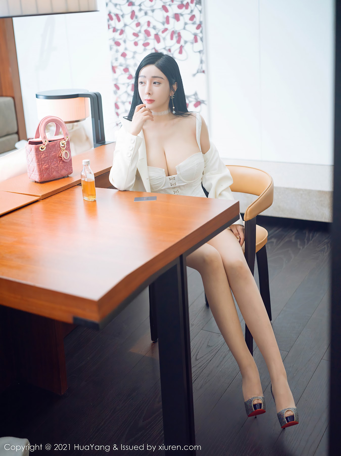 HuaYang Vol.381 Yun Er (允爾) - P18