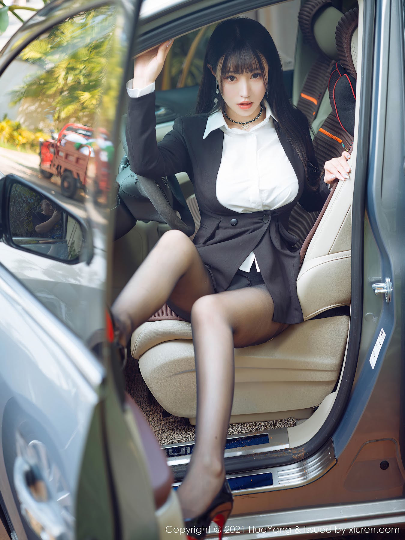 HuaYang Vol.383 Zhu Ke Er (朱可儿Flower) - P9