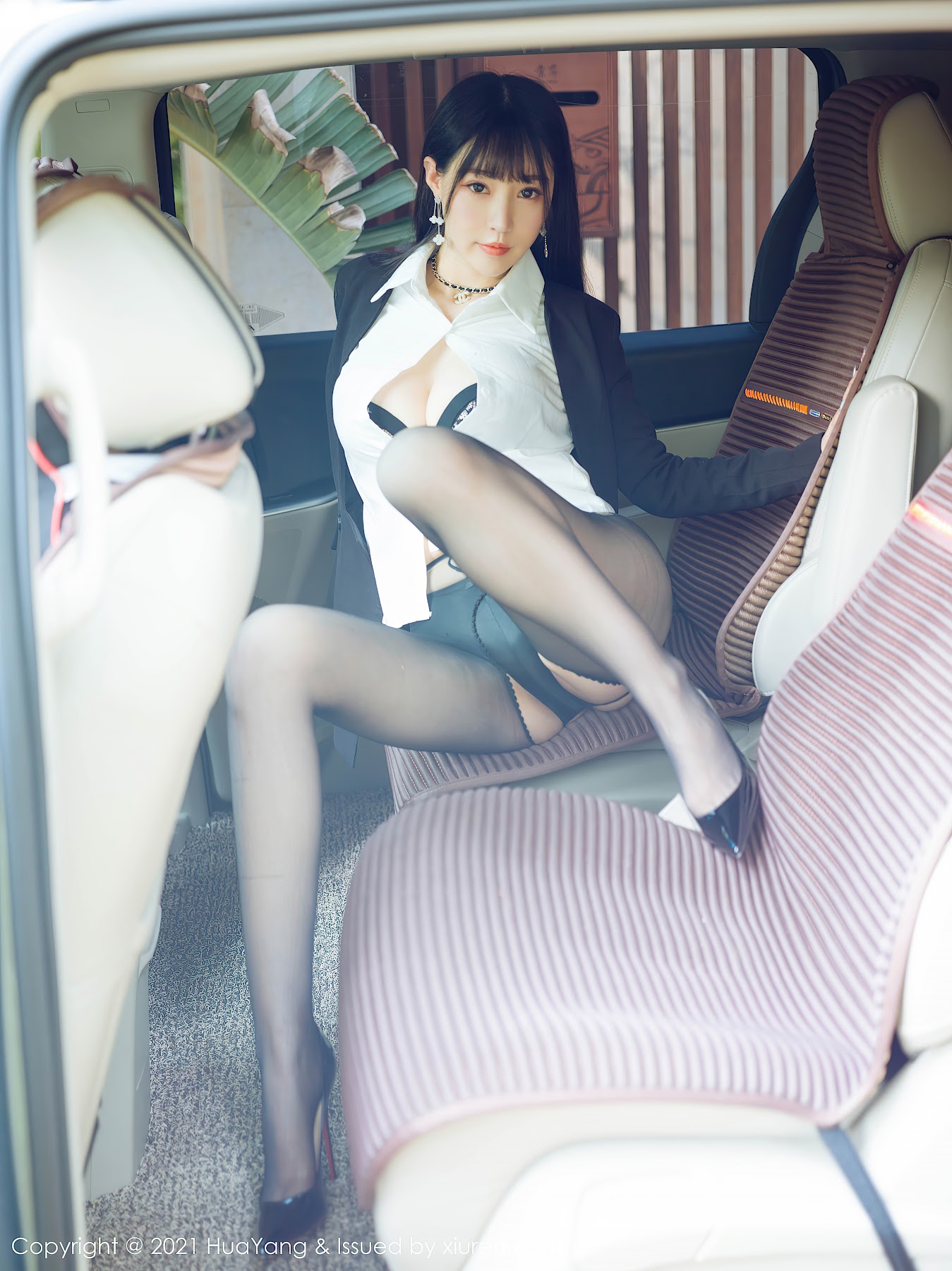 HuaYang Vol.383 Zhu Ke Er (朱可儿Flower) - P30