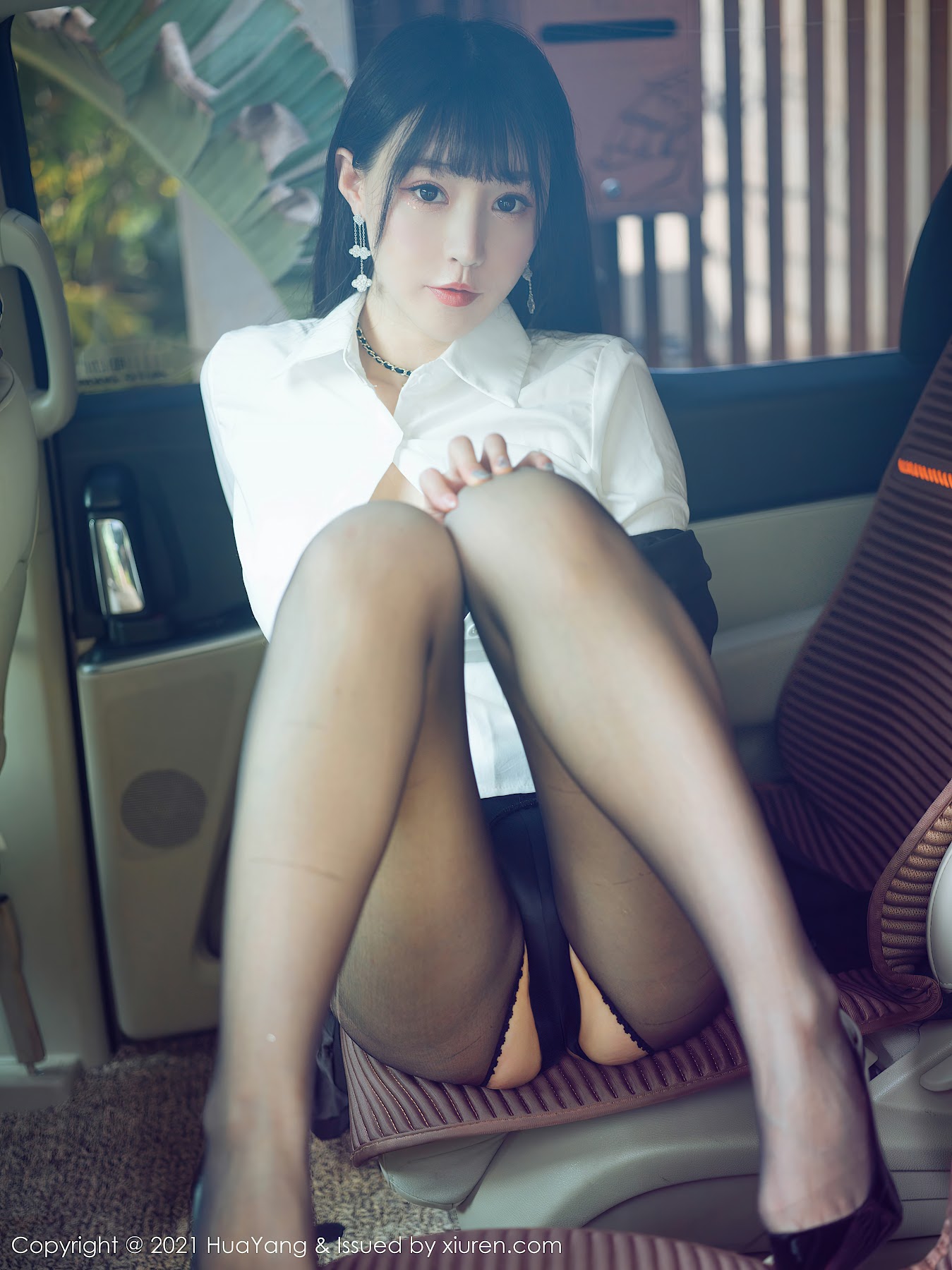 HuaYang Vol.383 Zhu Ke Er (朱可儿Flower) - P33