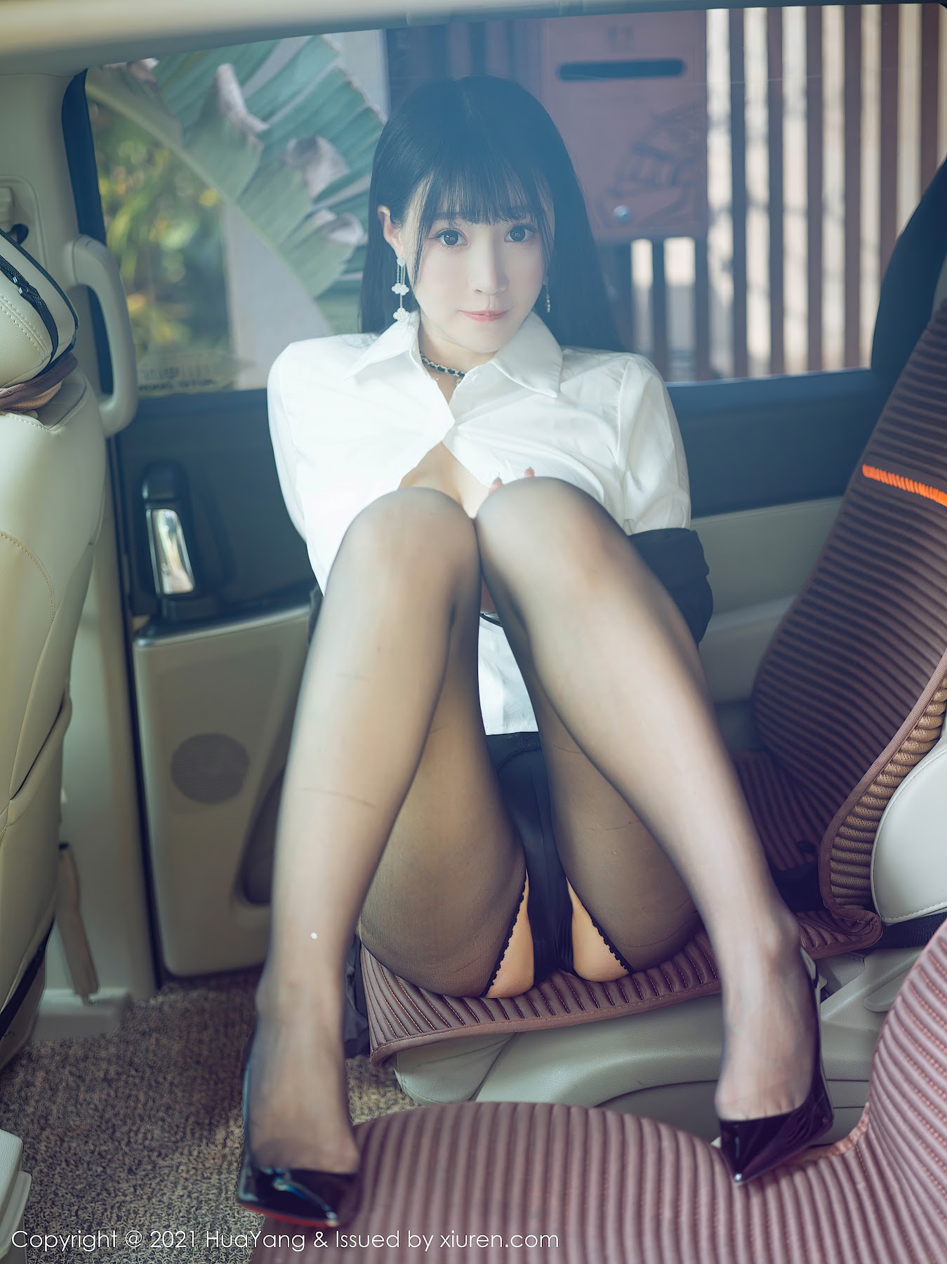 HuaYang Vol.383 Zhu Ke Er (朱可儿Flower) - P35