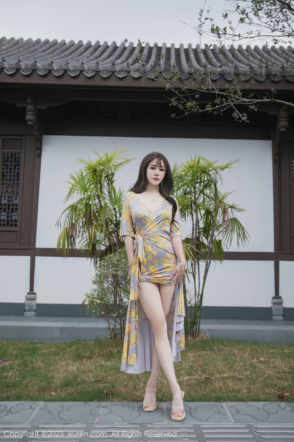 XIUREN No.6949 严利娅Yuliya - P14