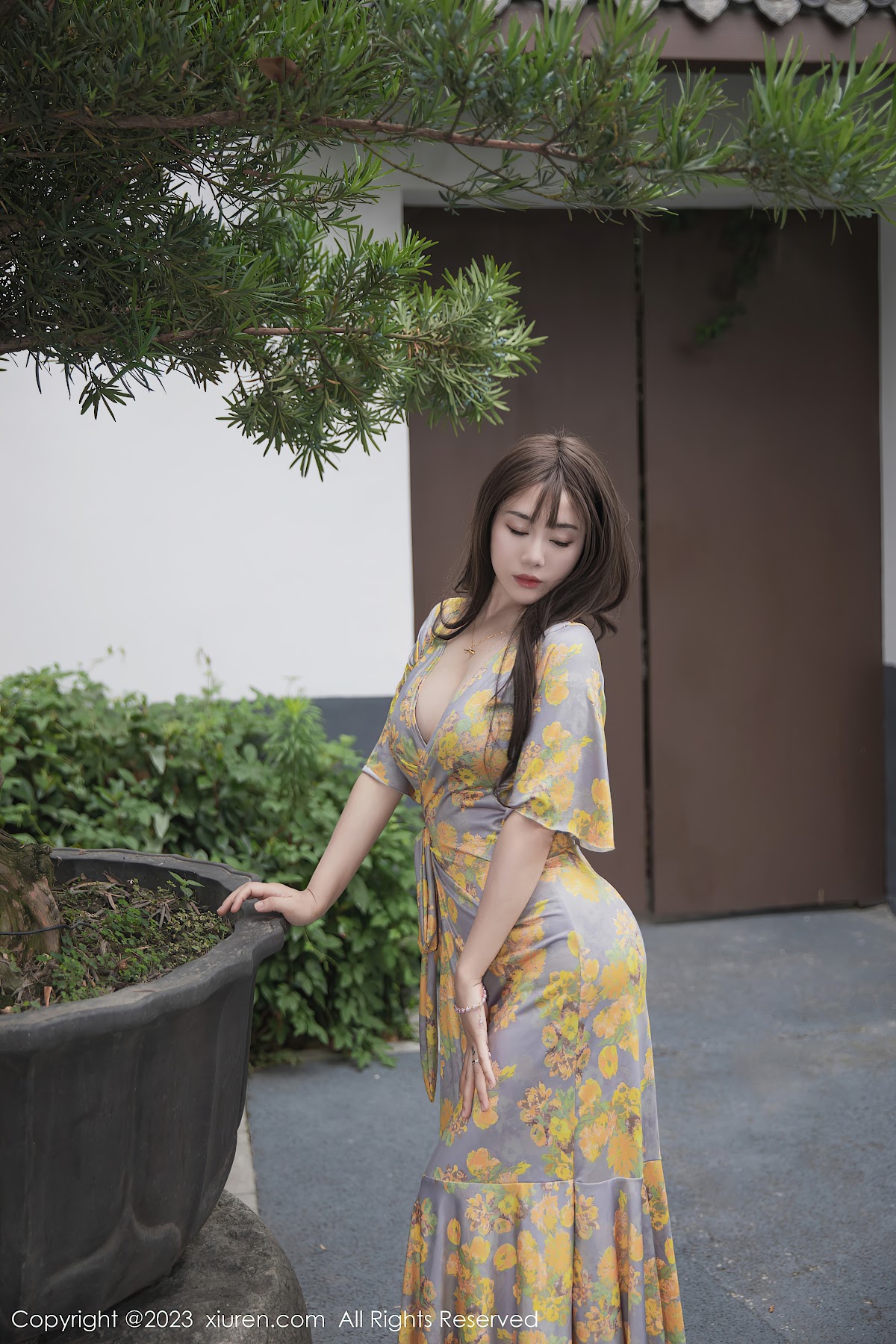 XIUREN No.6949 严利娅Yuliya - P4