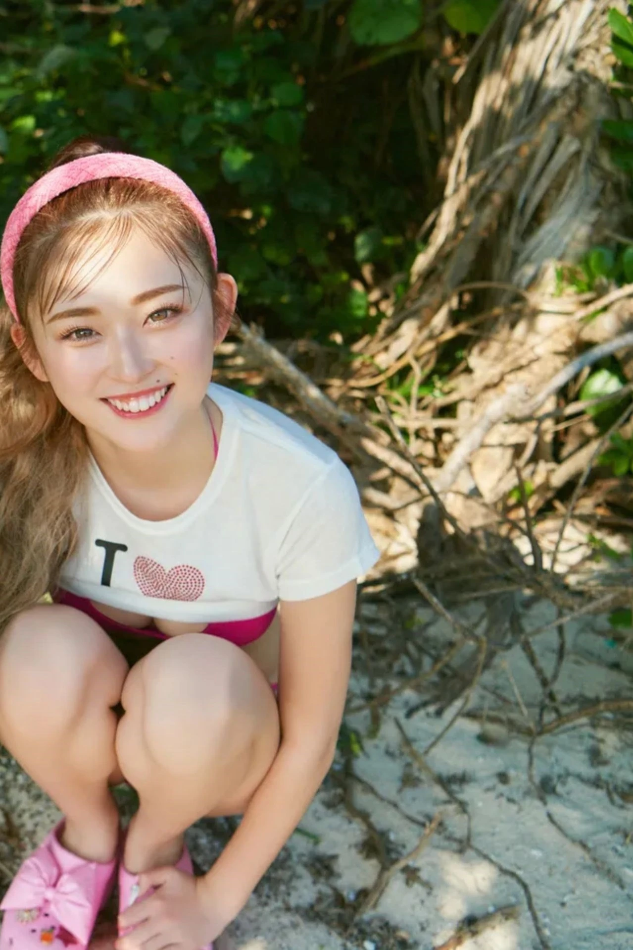 Yuuchami ゆうちゃみ, 2nd写真集 「ちゃみSummer オール未公開」 Set.01 - P13