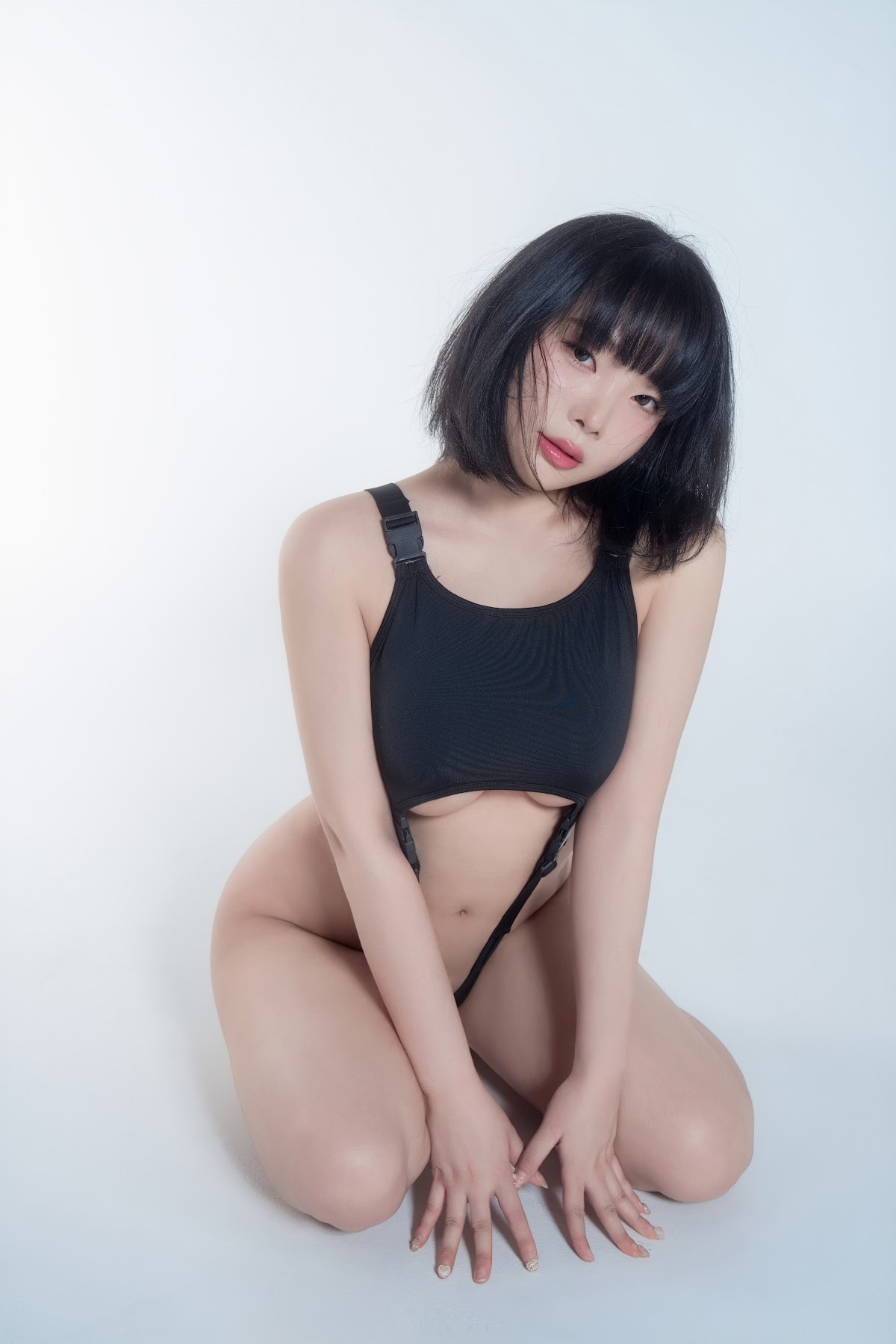 Kang In-kyung (강인경) – X Hoorizon - P111