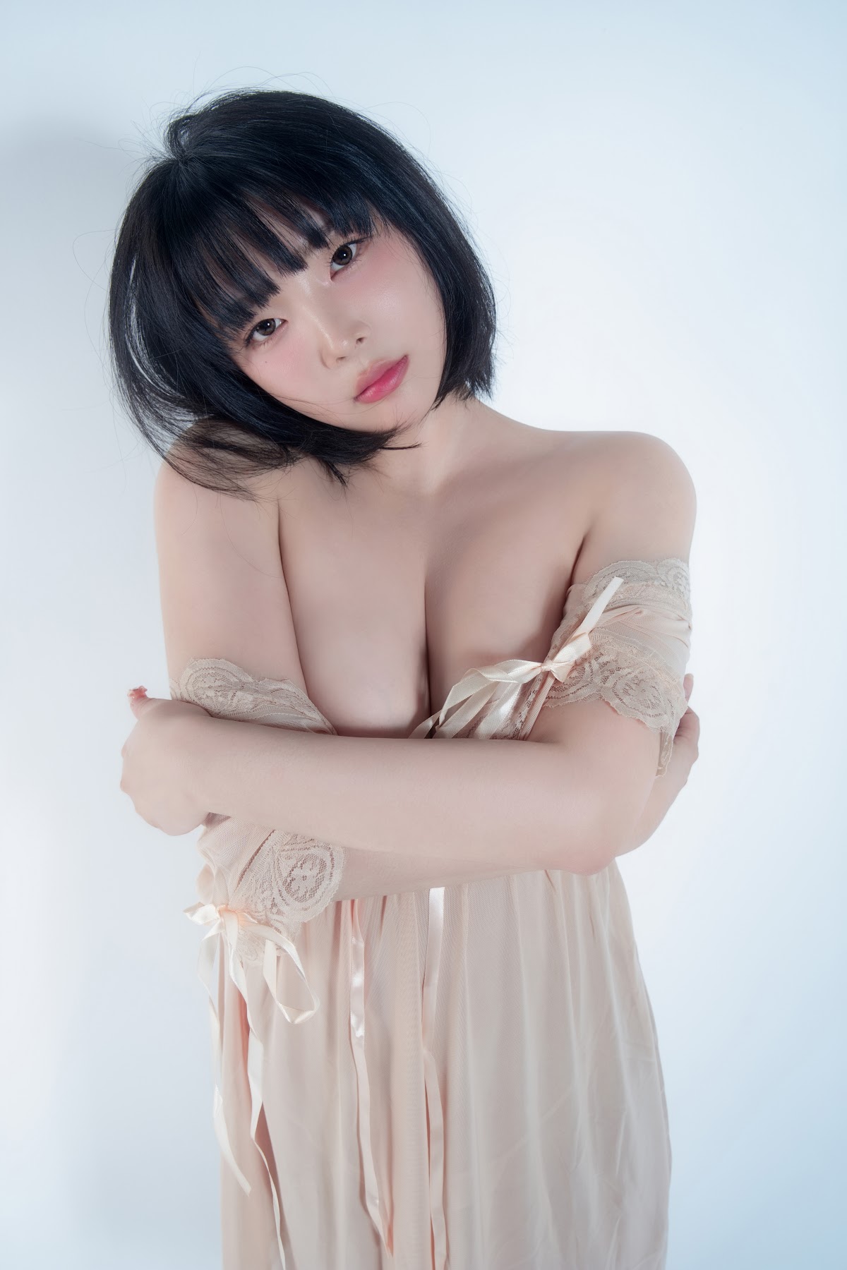 Kang In-kyung (강인경) – X Hoorizon - P34