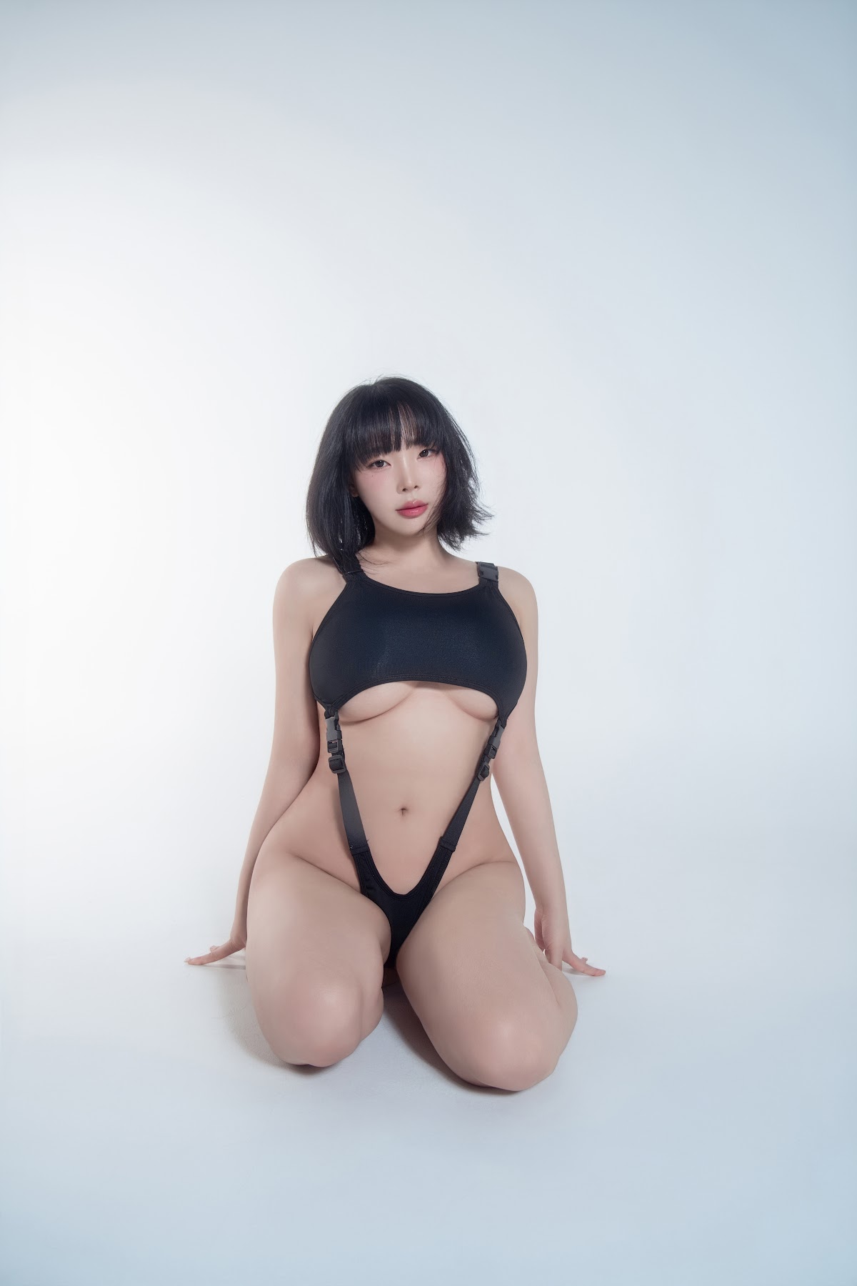 Kang In-kyung (강인경) – X Hoorizon - P91