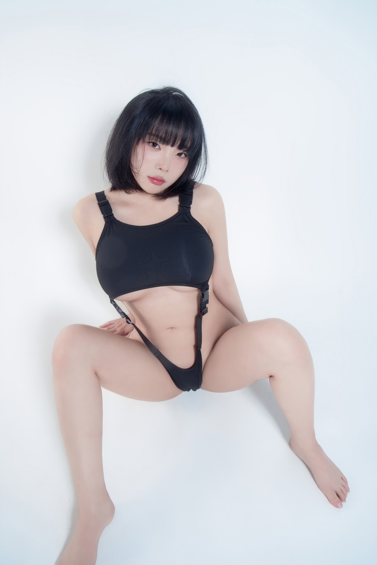 Kang In-kyung (강인경) – X Hoorizon - P94