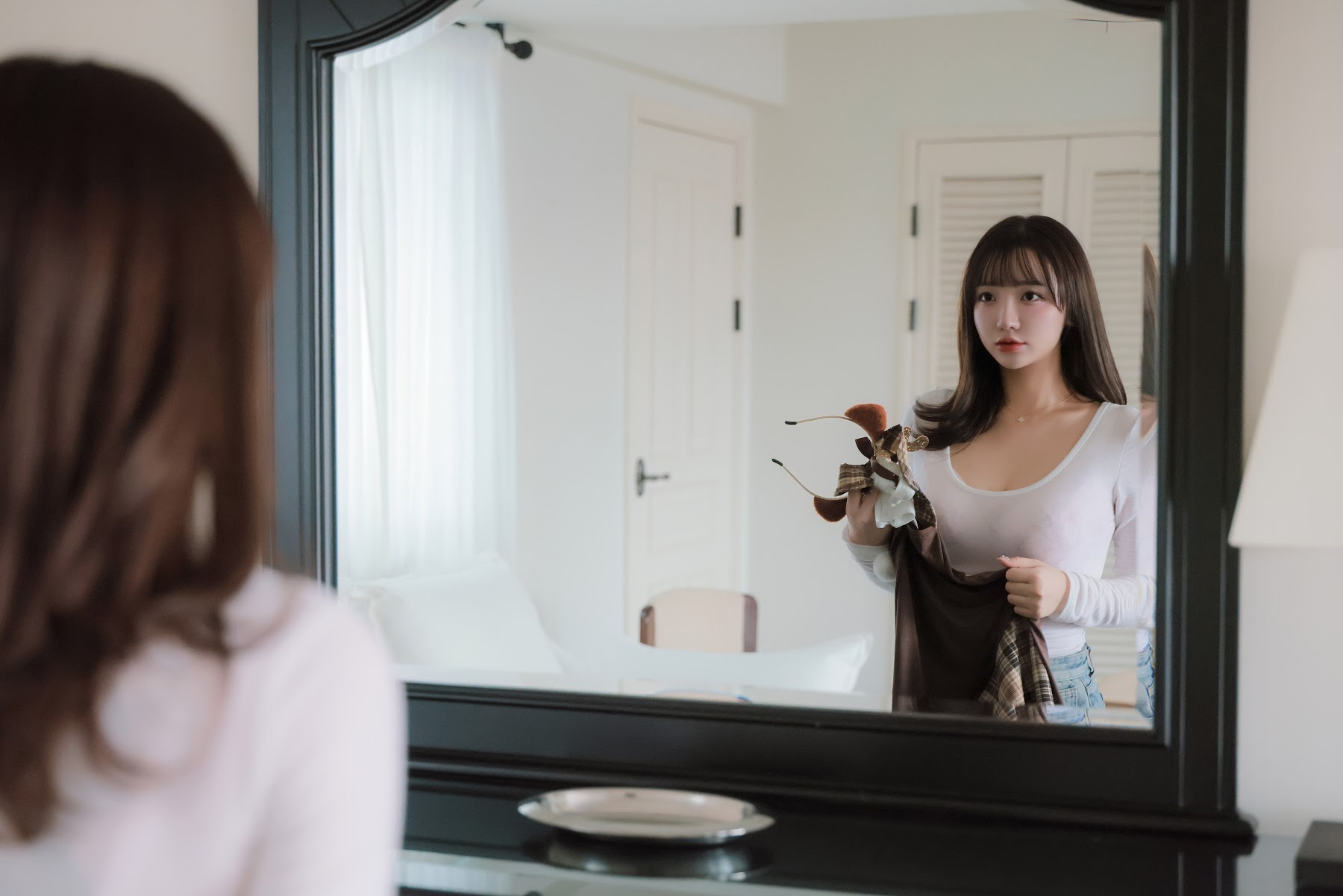 Son Ye-Eun (손예은) – 2025 X-Mas Offline - P24