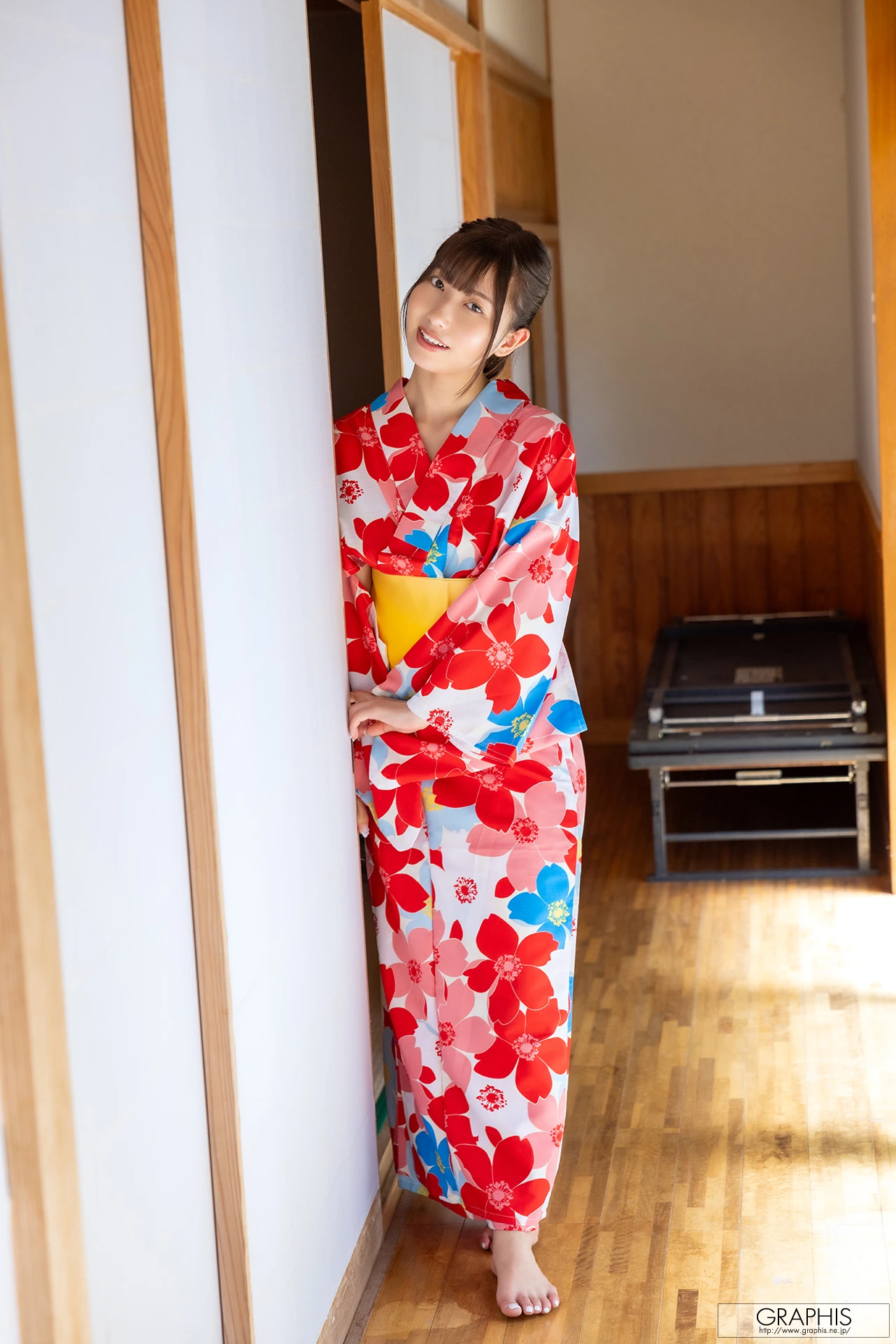 Miyu Aizawa 逢沢みゆ, Graphis New Year’s Holiday Special 2026 Vol.06 - P4