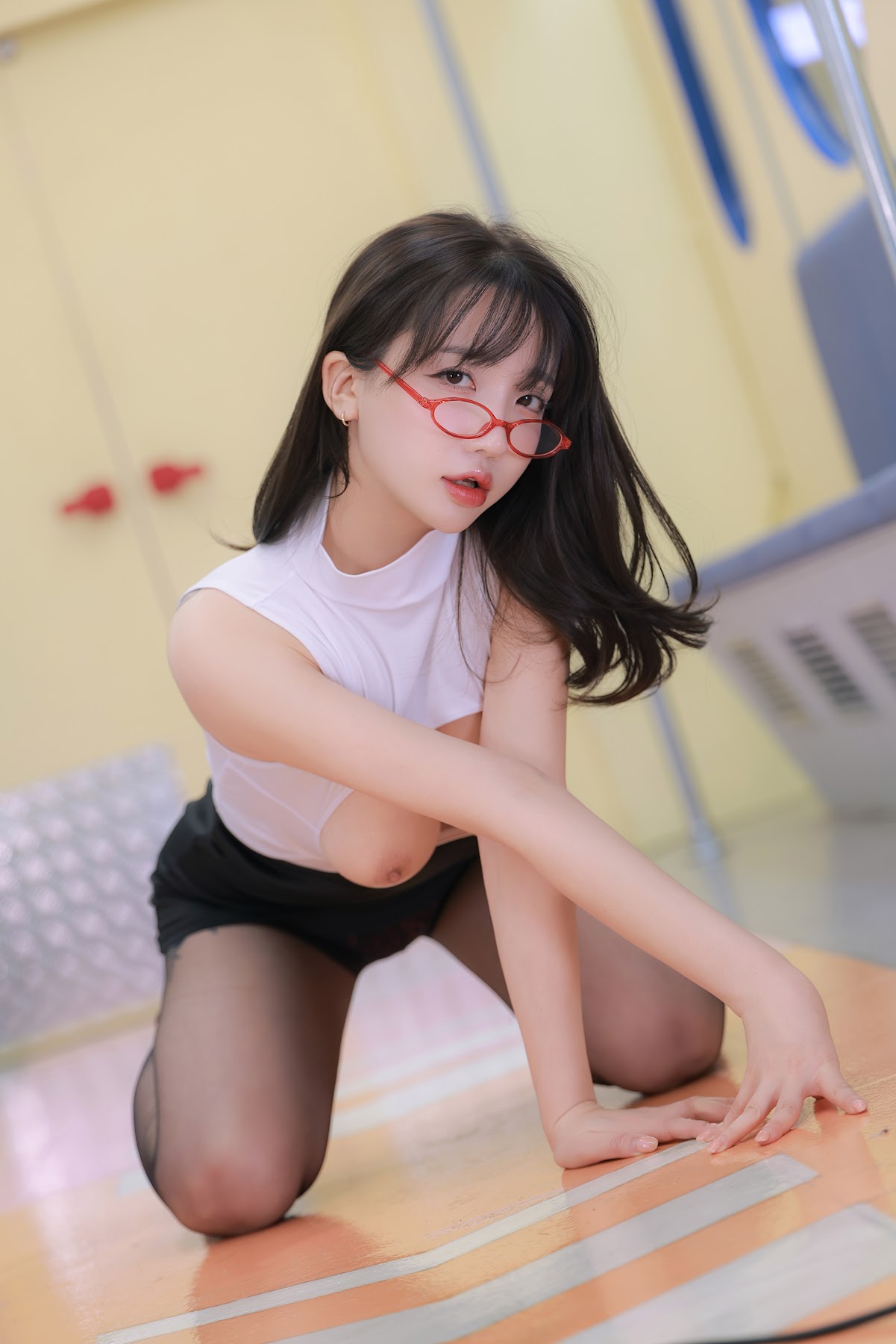 Son Ye-Eun (손예은) – Last Stop - P72