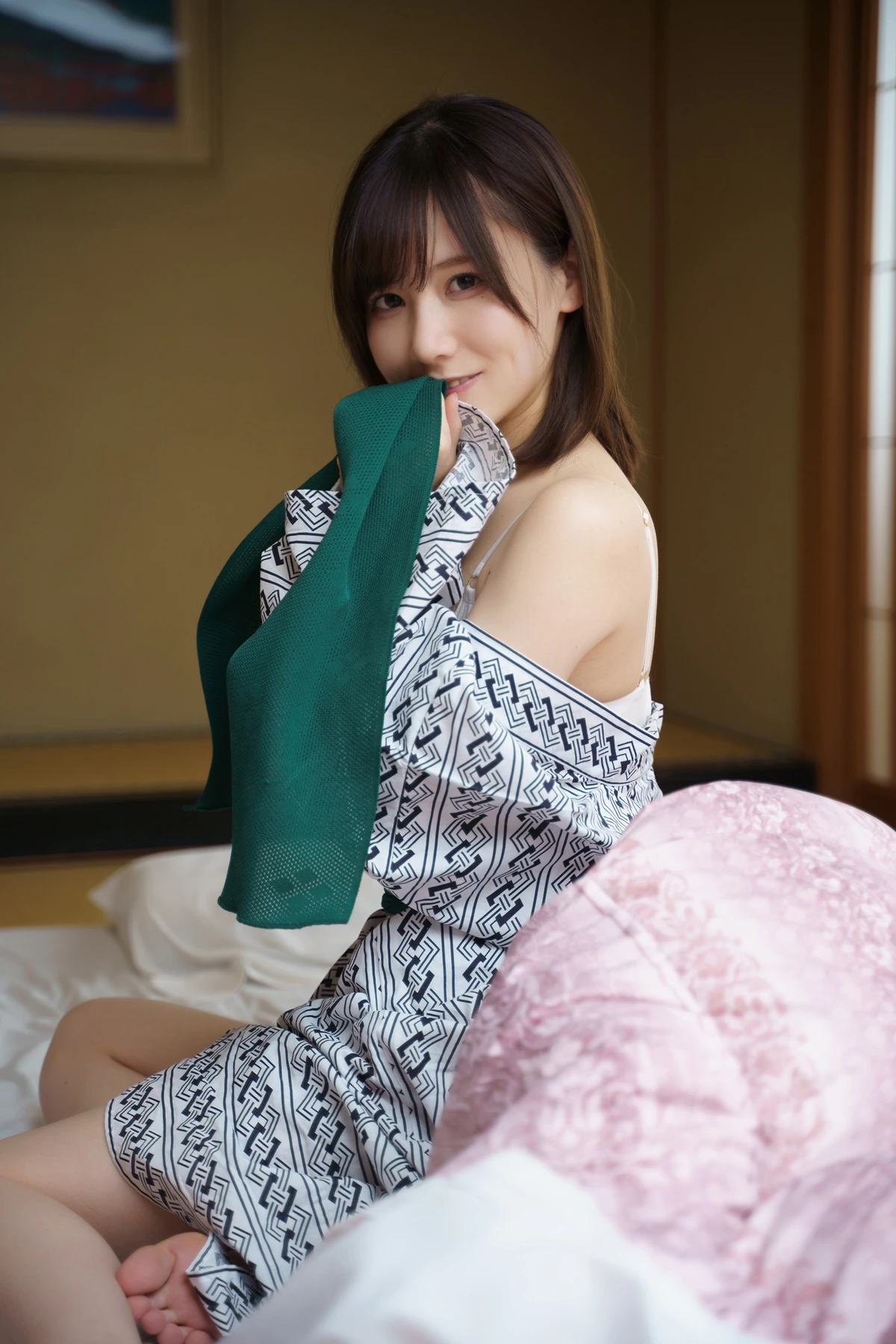 Kenken けんけん, デジタル写真集 「湯けむりけんけん」 Set.02 - P57
