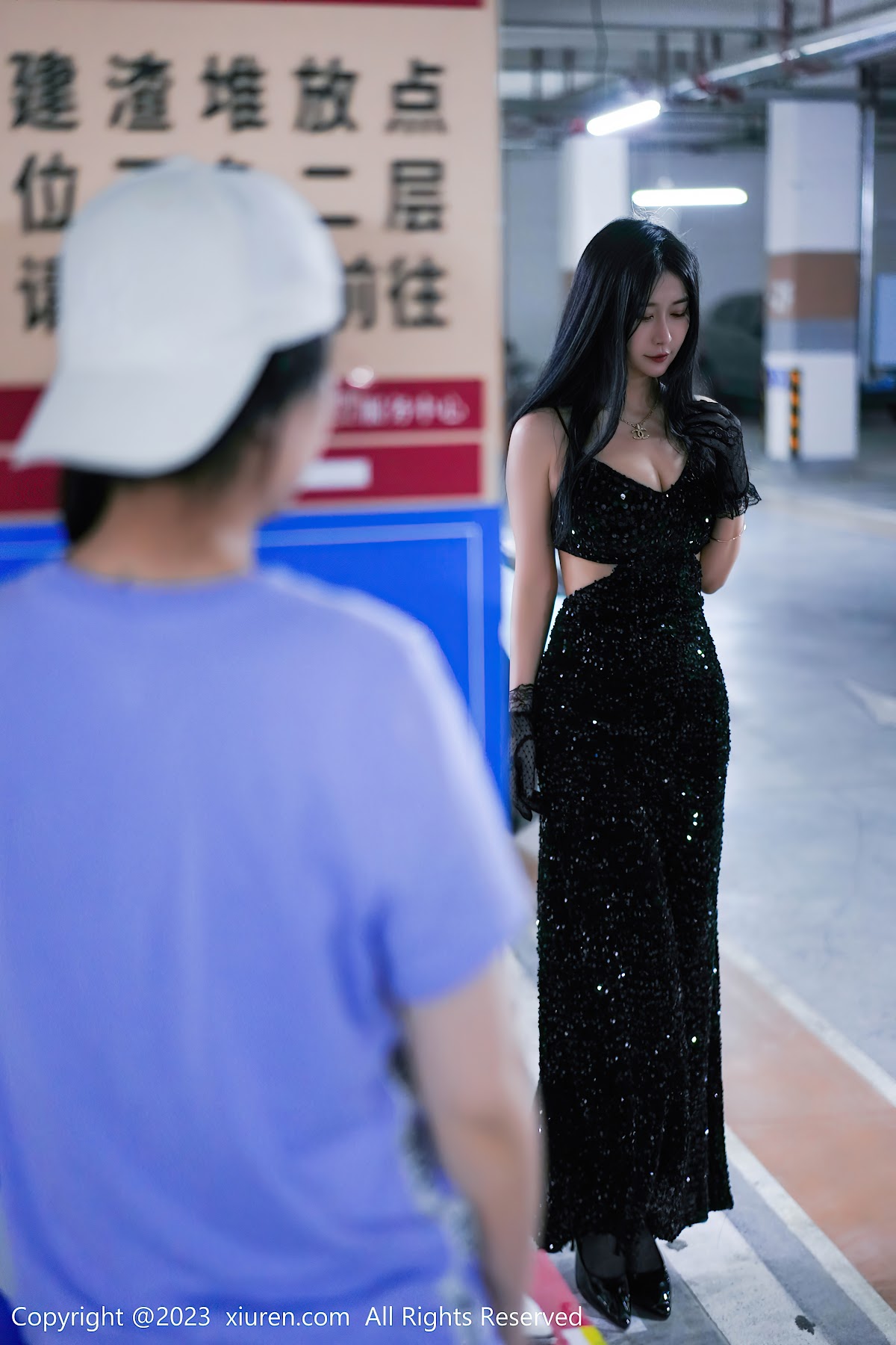 XIUREN No.6881 laura阿姣 - P4