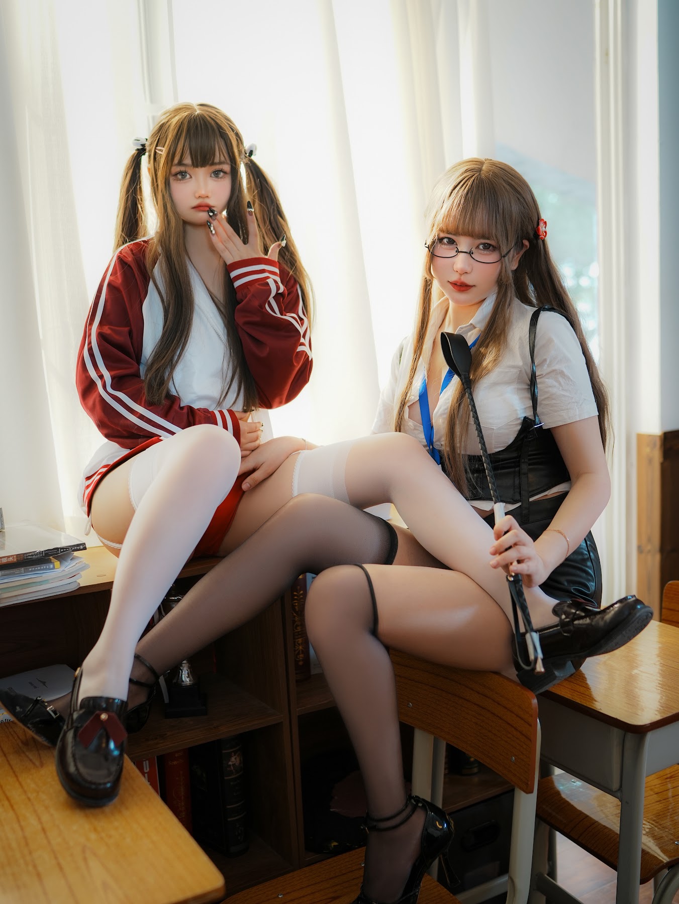 Coser@Tina很妖孽呀 – 双马尾学生与老师 - P27