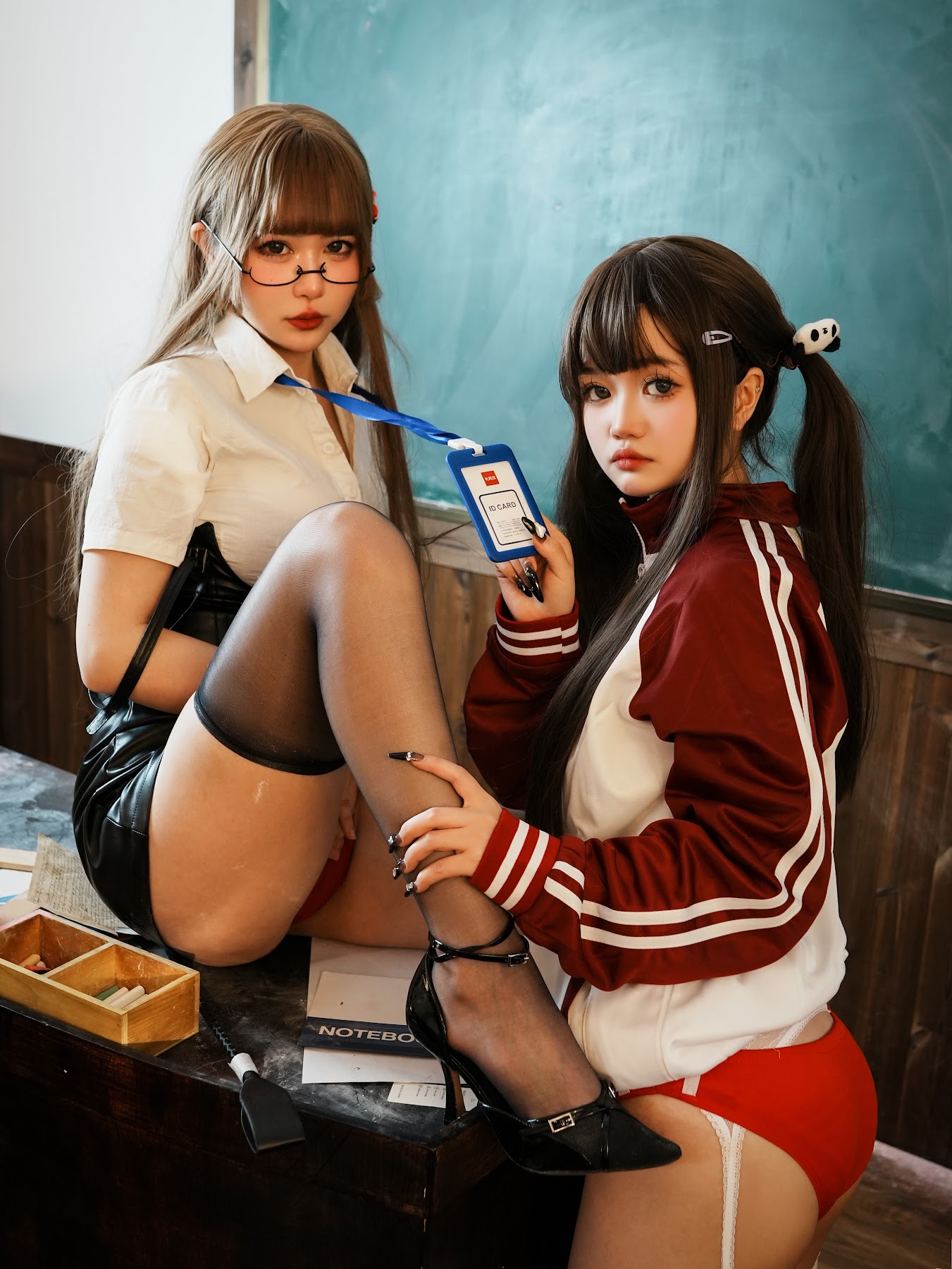 Coser@Tina很妖孽呀 – 双马尾学生与老师 - P41