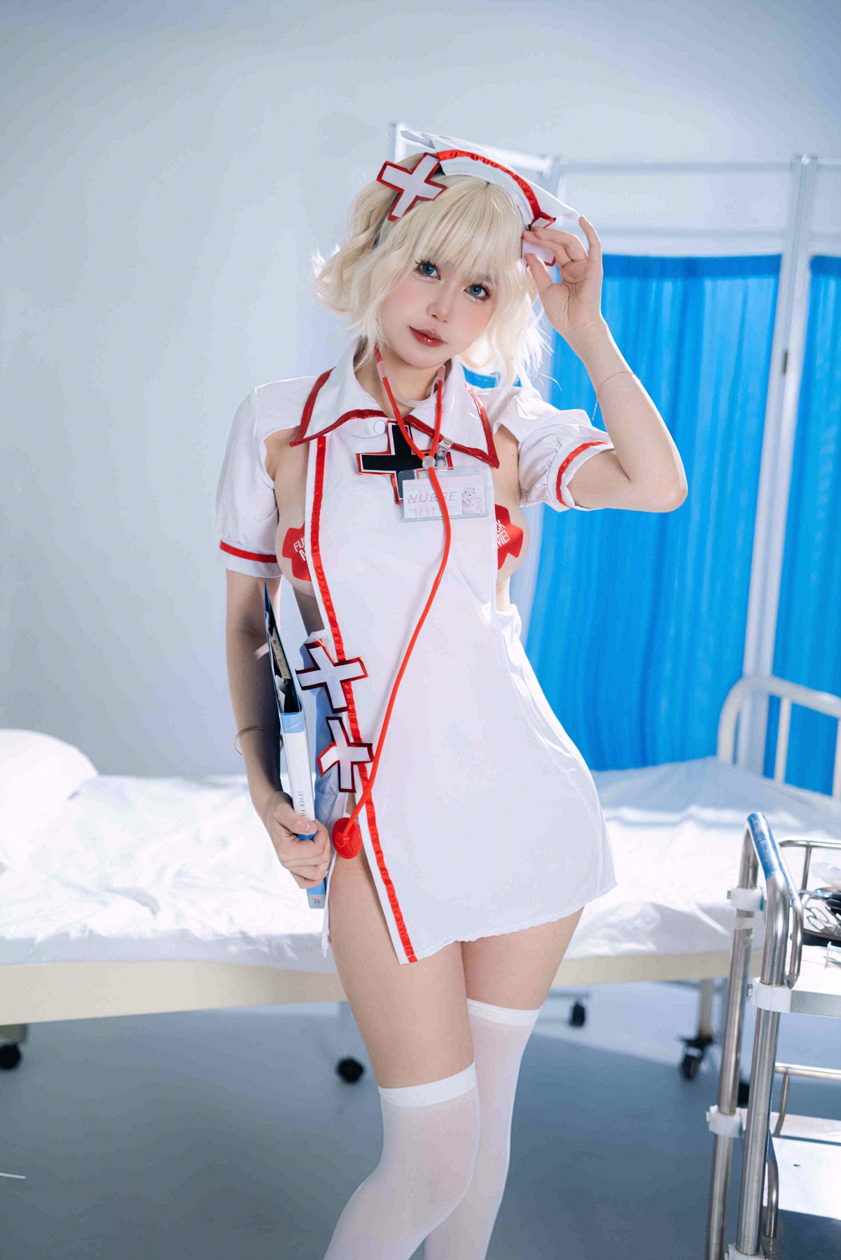 Coser@Tina很妖孽呀 – 白色护士妹妹 - P2