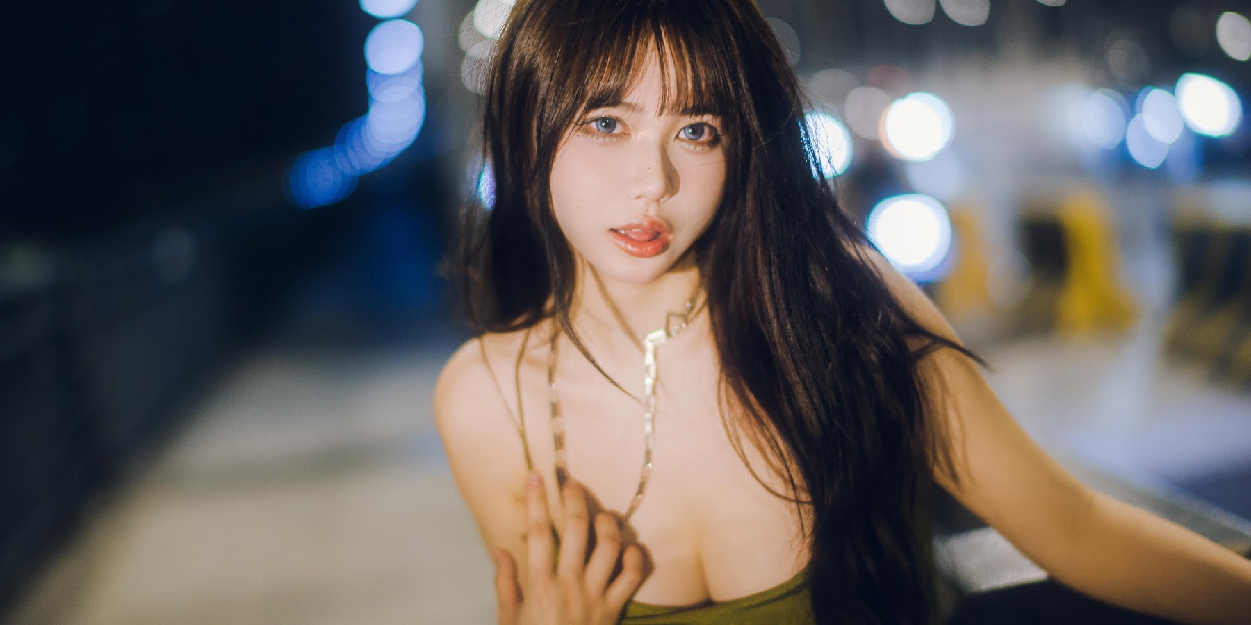 Coser@Tina很妖孽呀 – 绿色连衣裙 - P22