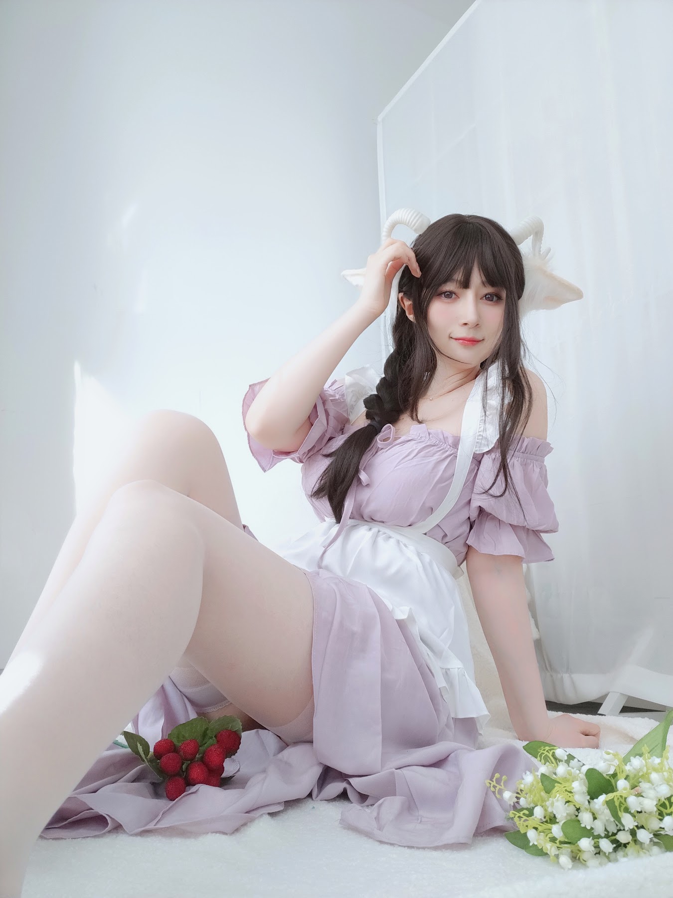 Coser@白银81 – 白丝兔耳女仆 - P112
