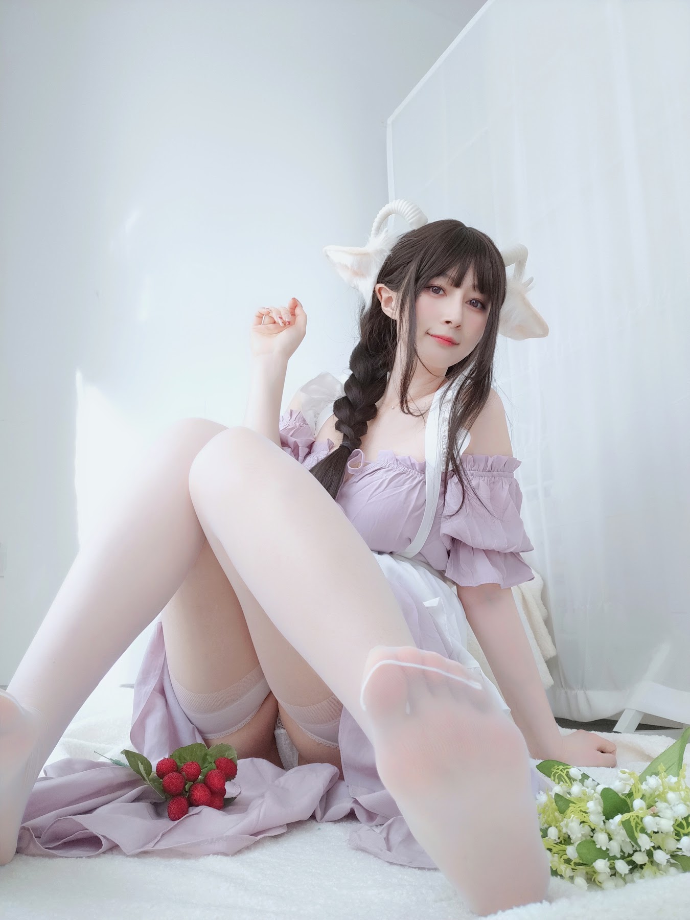 Coser@白银81 – 白丝兔耳女仆 - P113