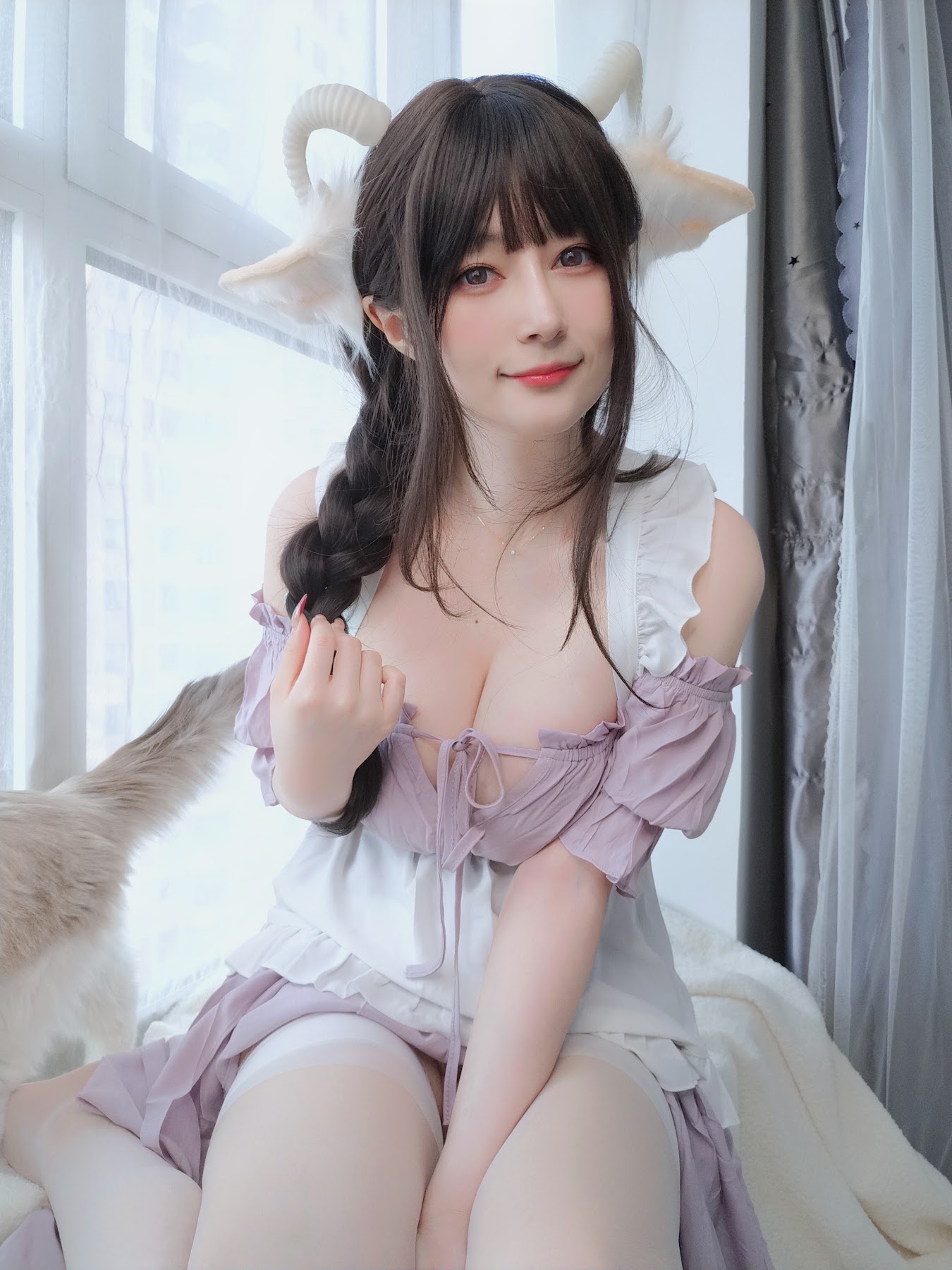 Coser@白银81 – 白丝兔耳女仆 - P122