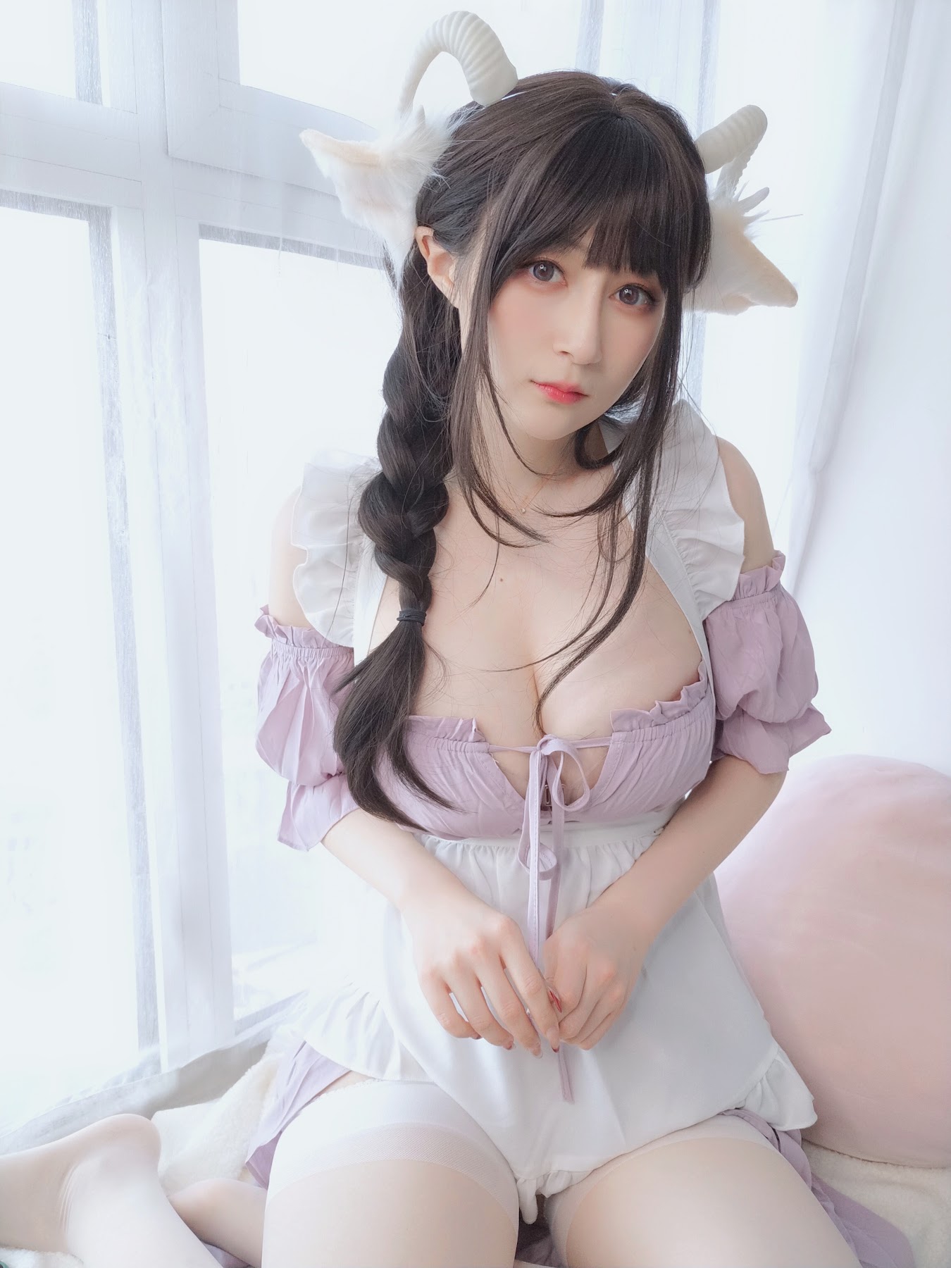 Coser@白银81 – 白丝兔耳女仆 - P131