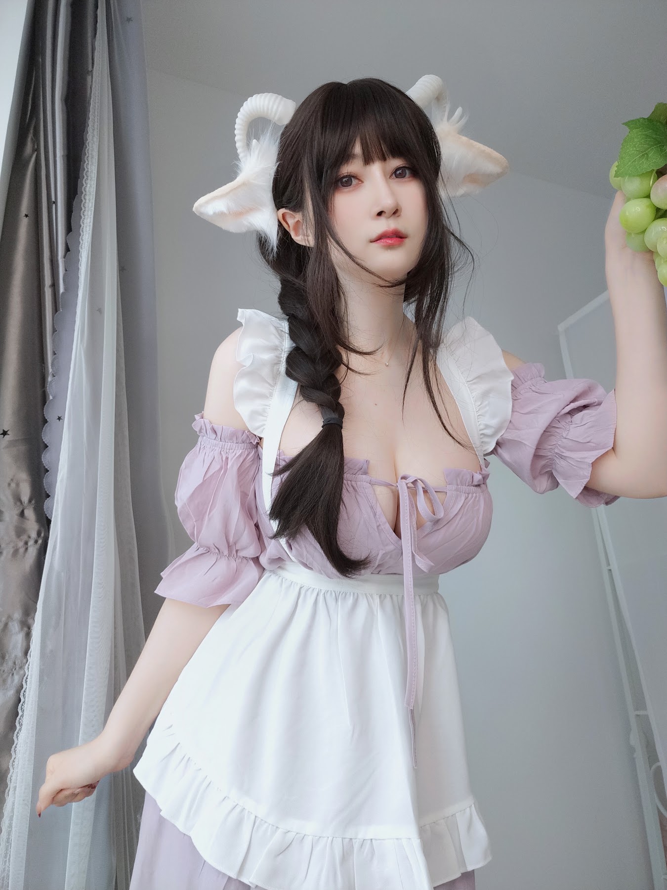 Coser@白银81 – 白丝兔耳女仆 - P135