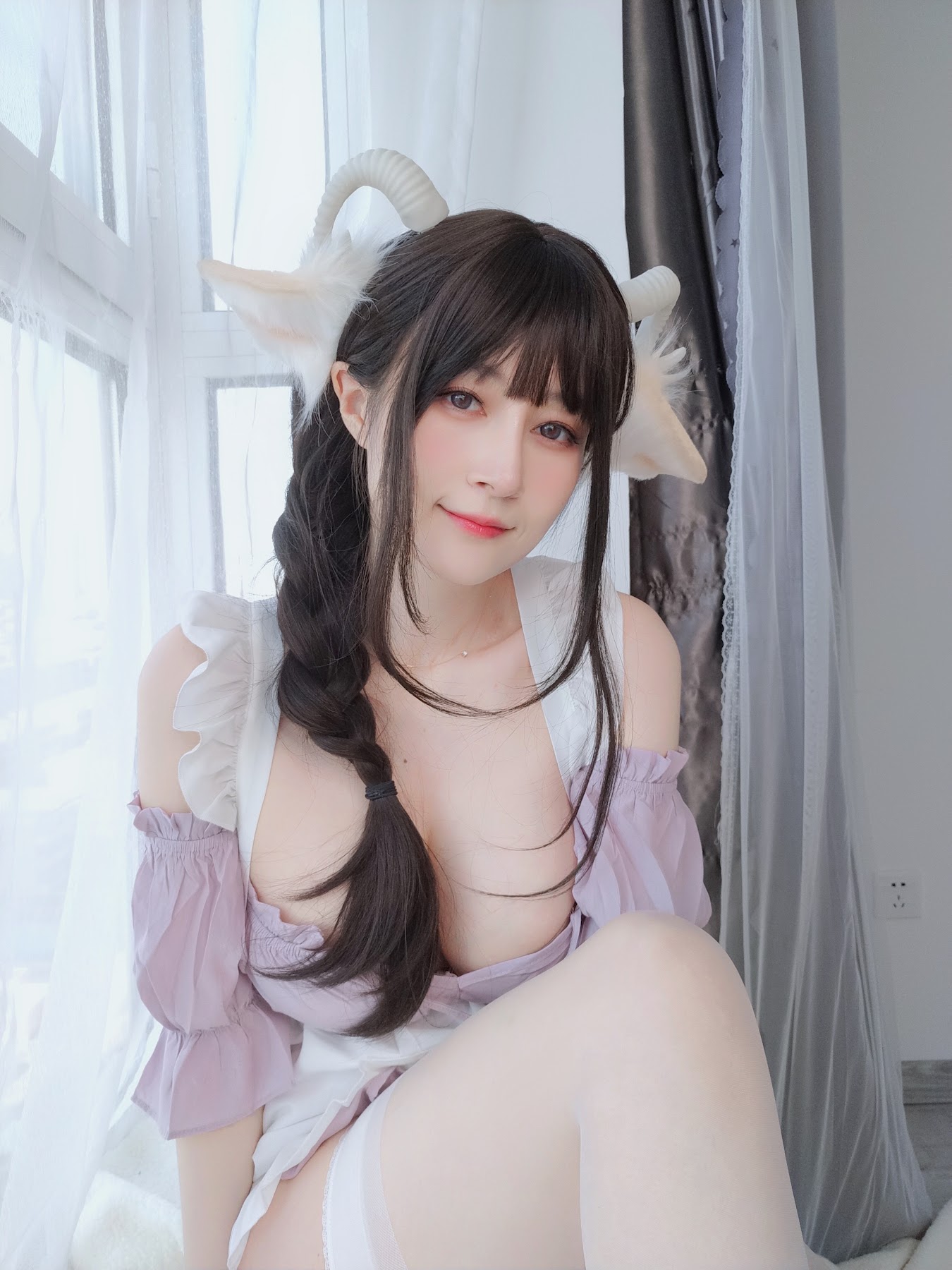 Coser@白银81 – 白丝兔耳女仆 - P20