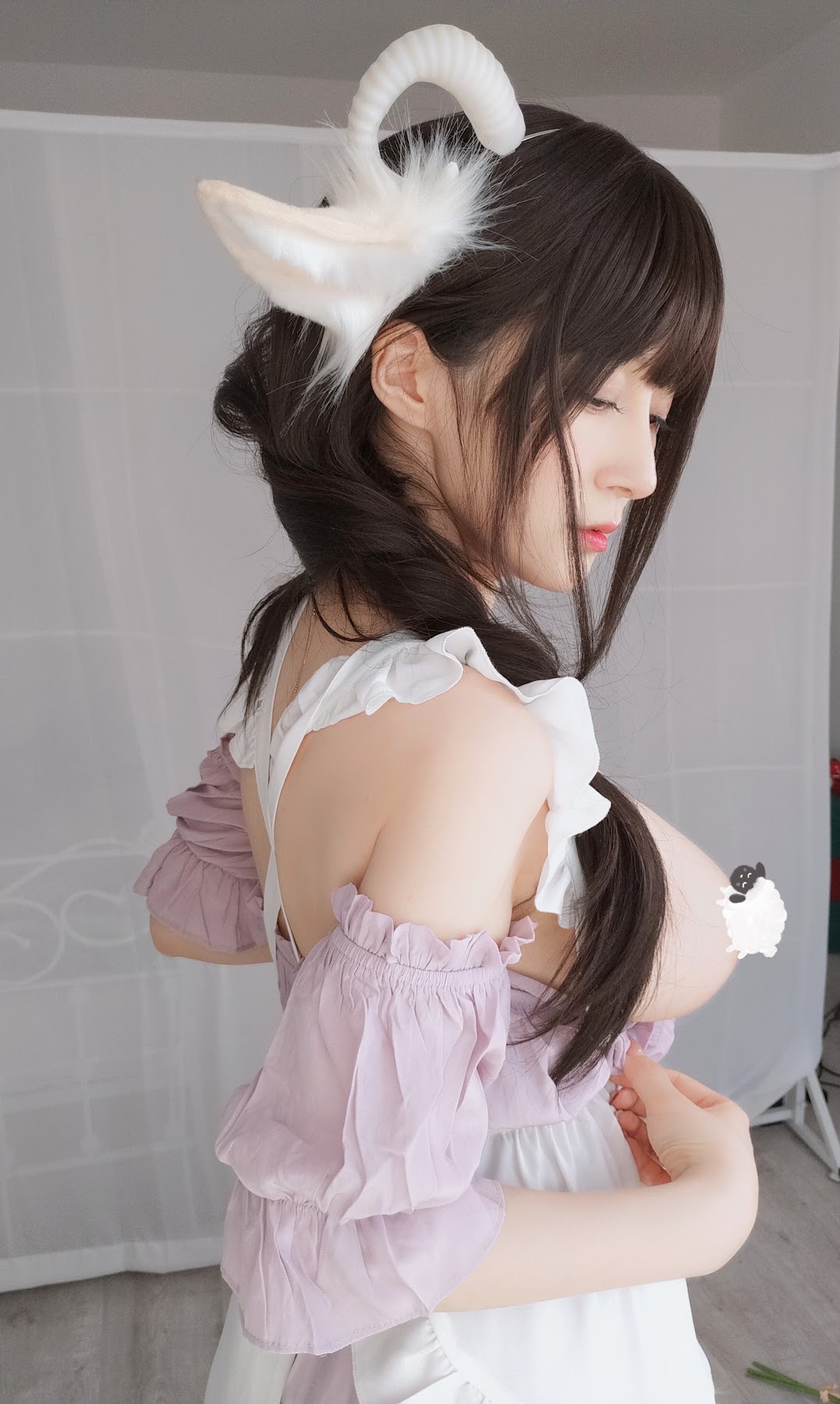 Coser@白银81 – 白丝兔耳女仆 - P92