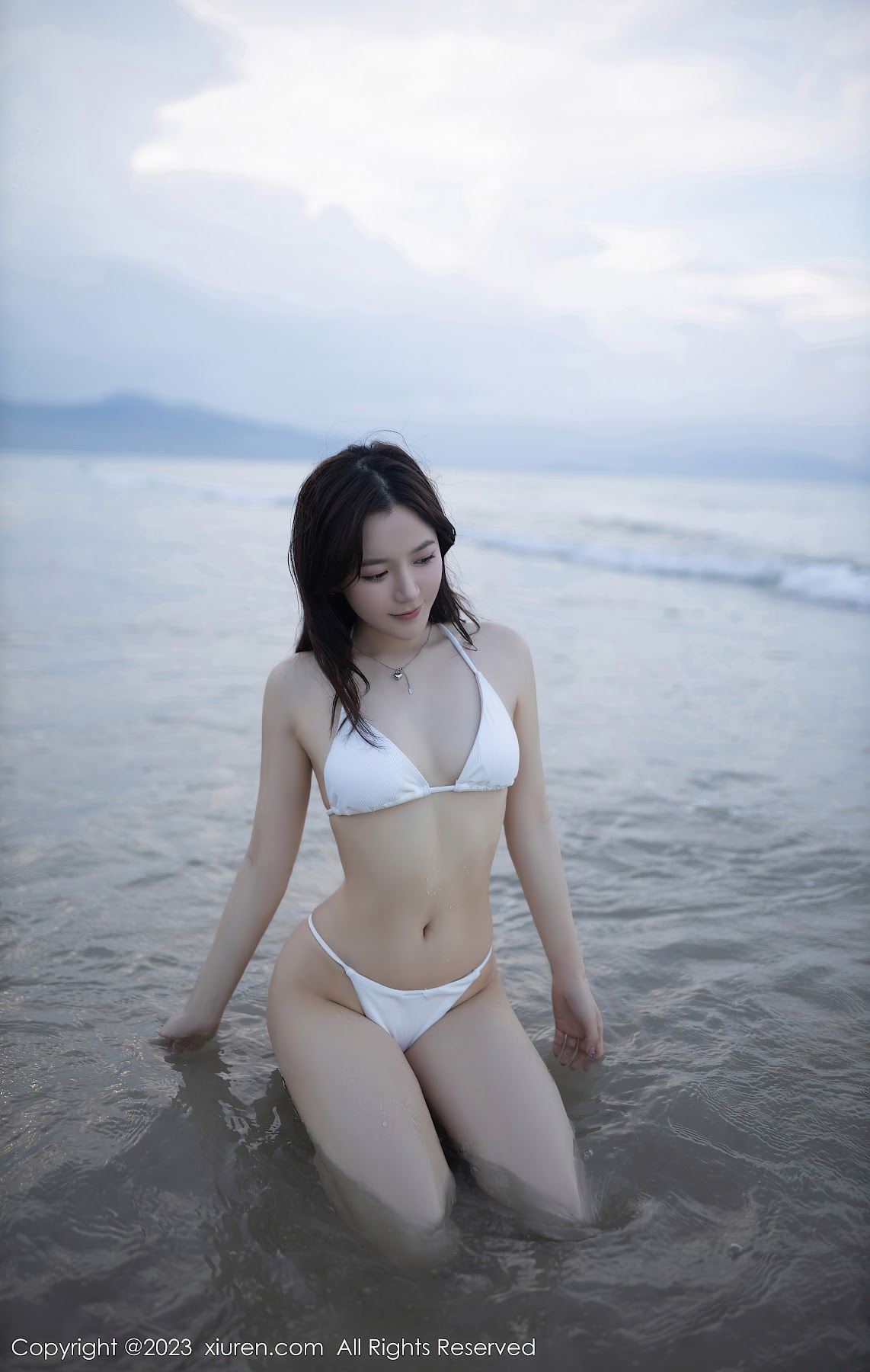 XIUREN No.6852 鱼子酱Fish - P35