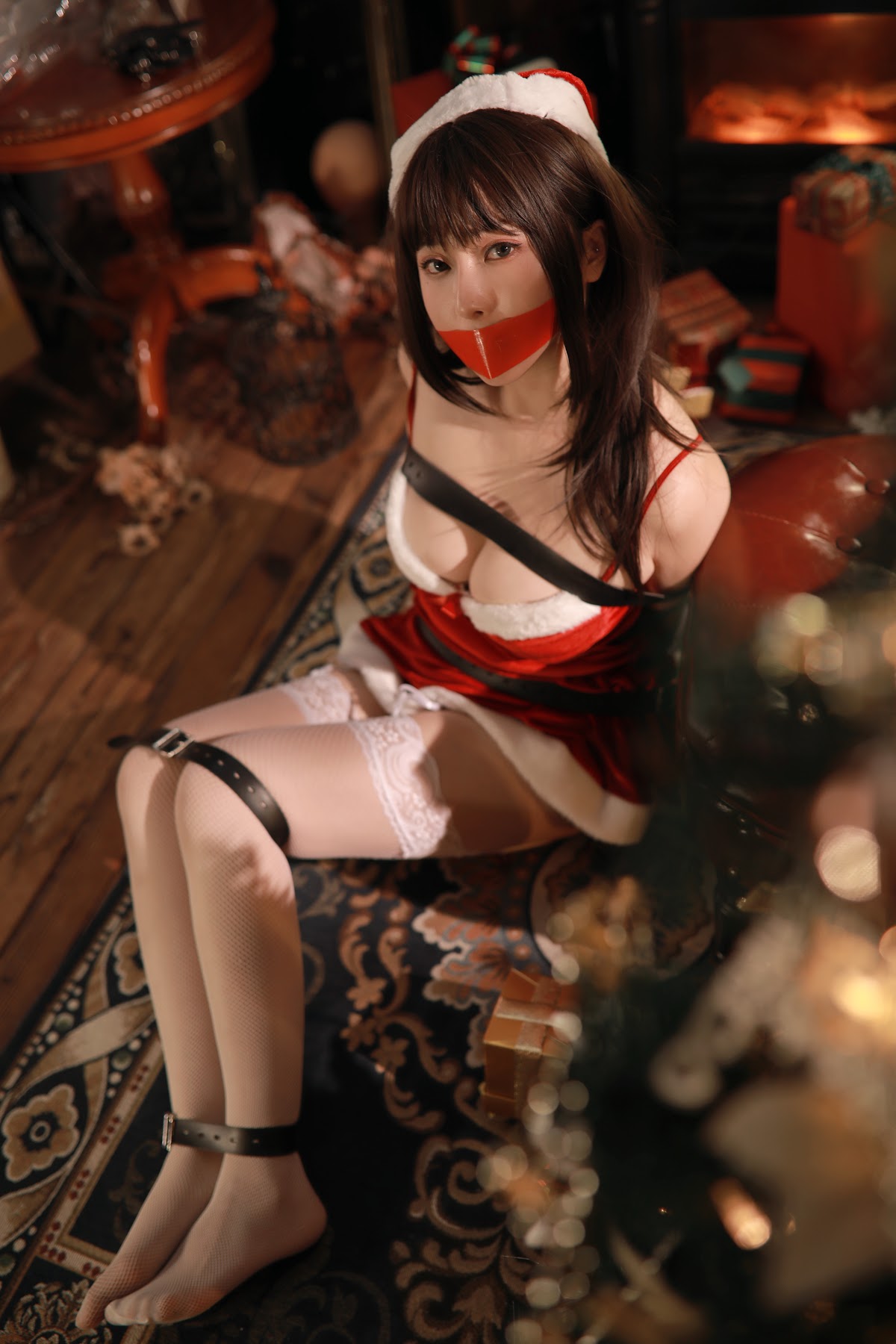 Coser@小容仔咕咕咕w Vol.002 圣诞礼物×捆绑 - P17