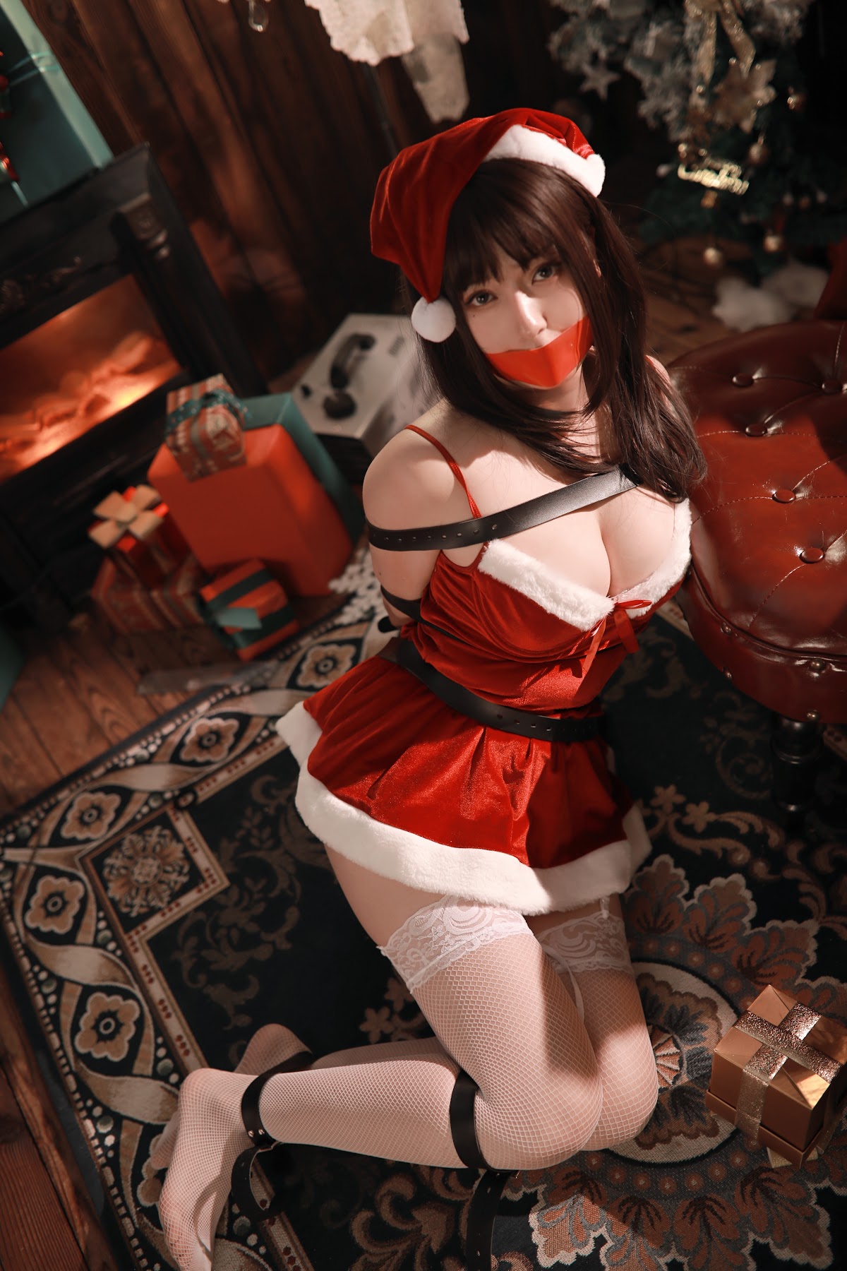 Coser@小容仔咕咕咕w Vol.002 圣诞礼物×捆绑 - P5