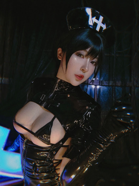Coser@小容仔咕咕咕w Vol.003 黑暗护士