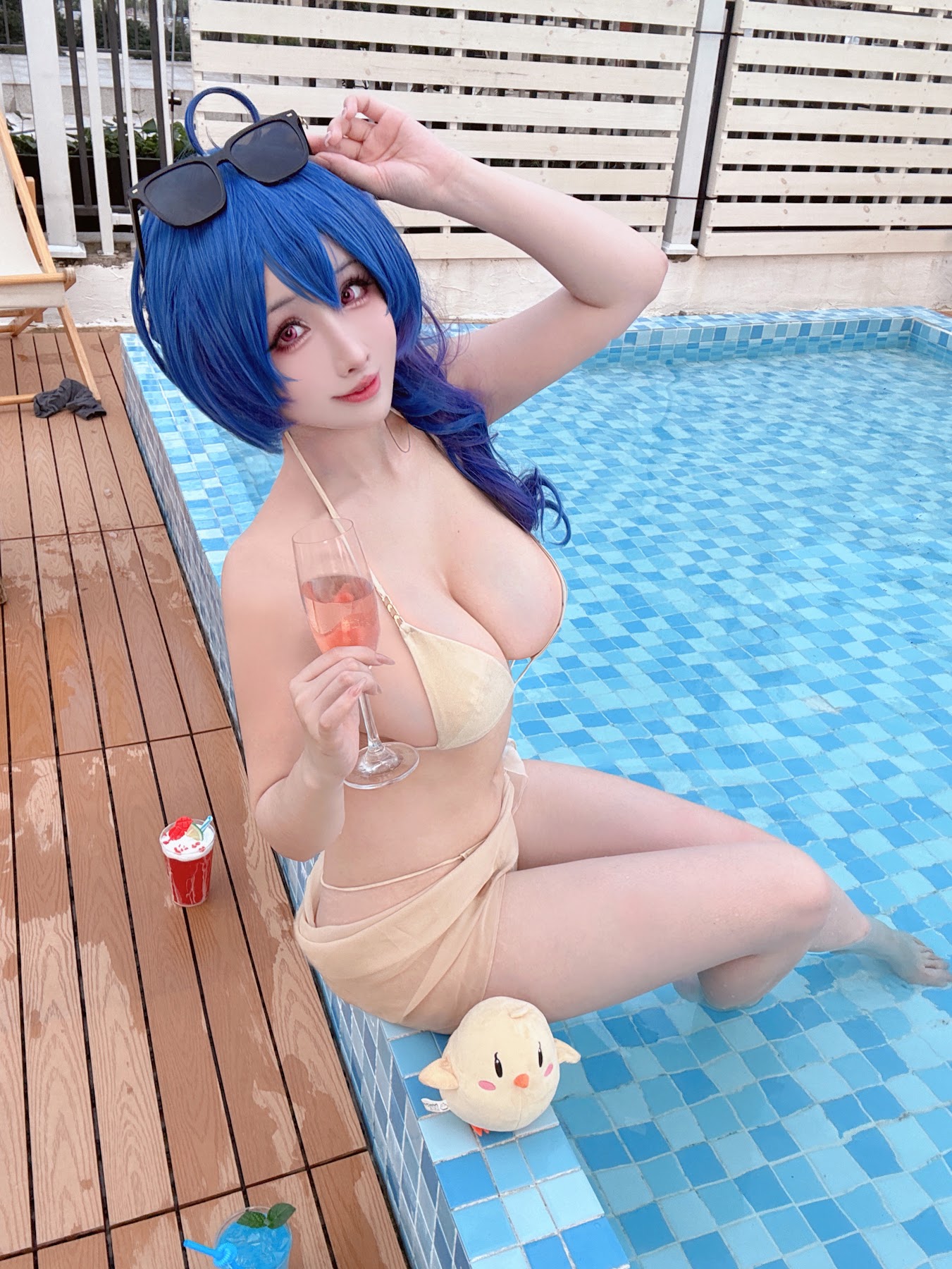 Coser@rioko凉凉子 – 圣路易斯 香槟色比基尼 - P35