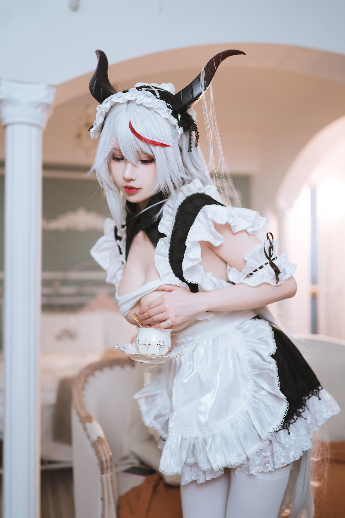 Coser@rioko凉凉子 – 妄想航线 港区的龙女仆 - P25