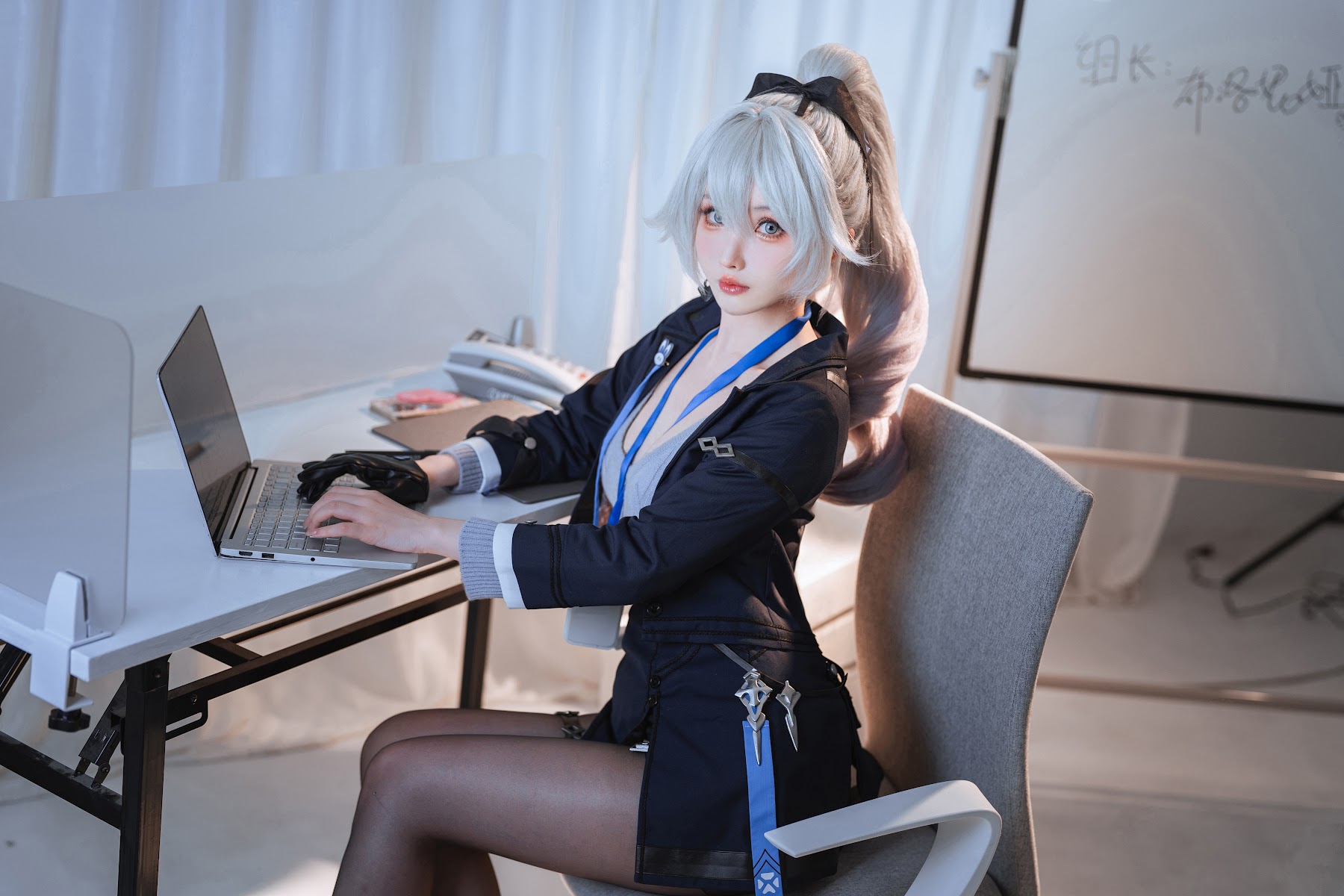 Coser@rioko凉凉子 – 布洛妮娅OL - P16