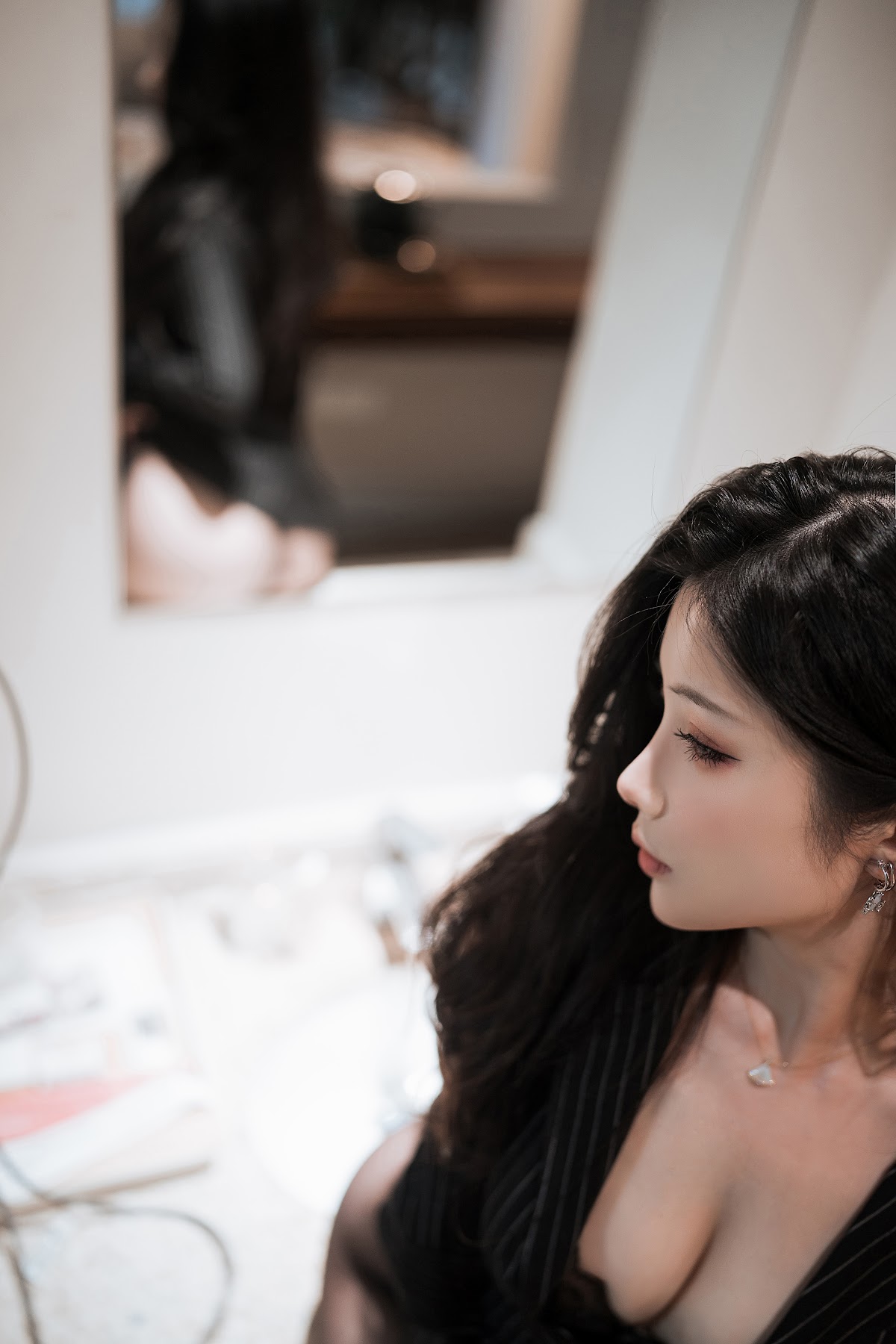 Coser@rioko凉凉子 Vol.118 和前辈一起出差吧 - P27
