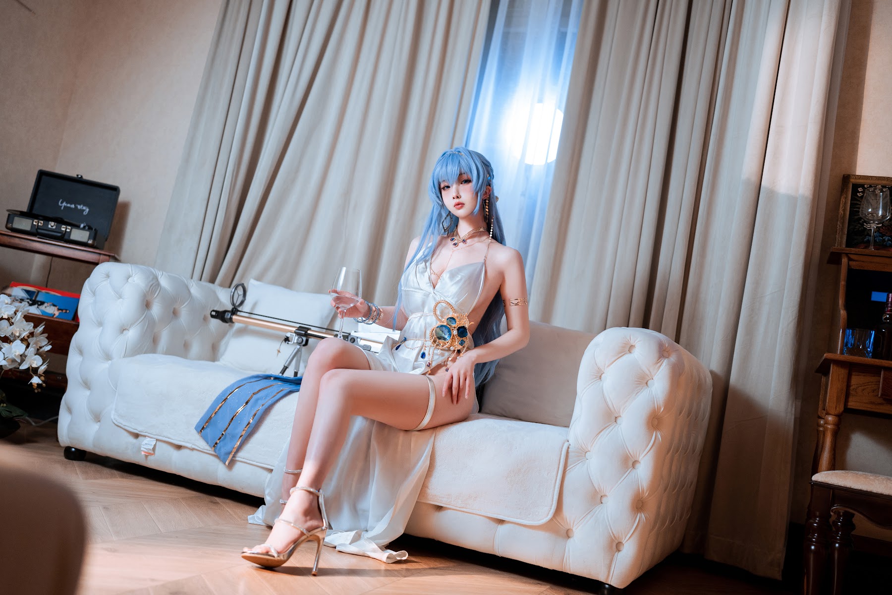 Coser@rioko凉凉子 Vol.114 海伦礼服 - P2