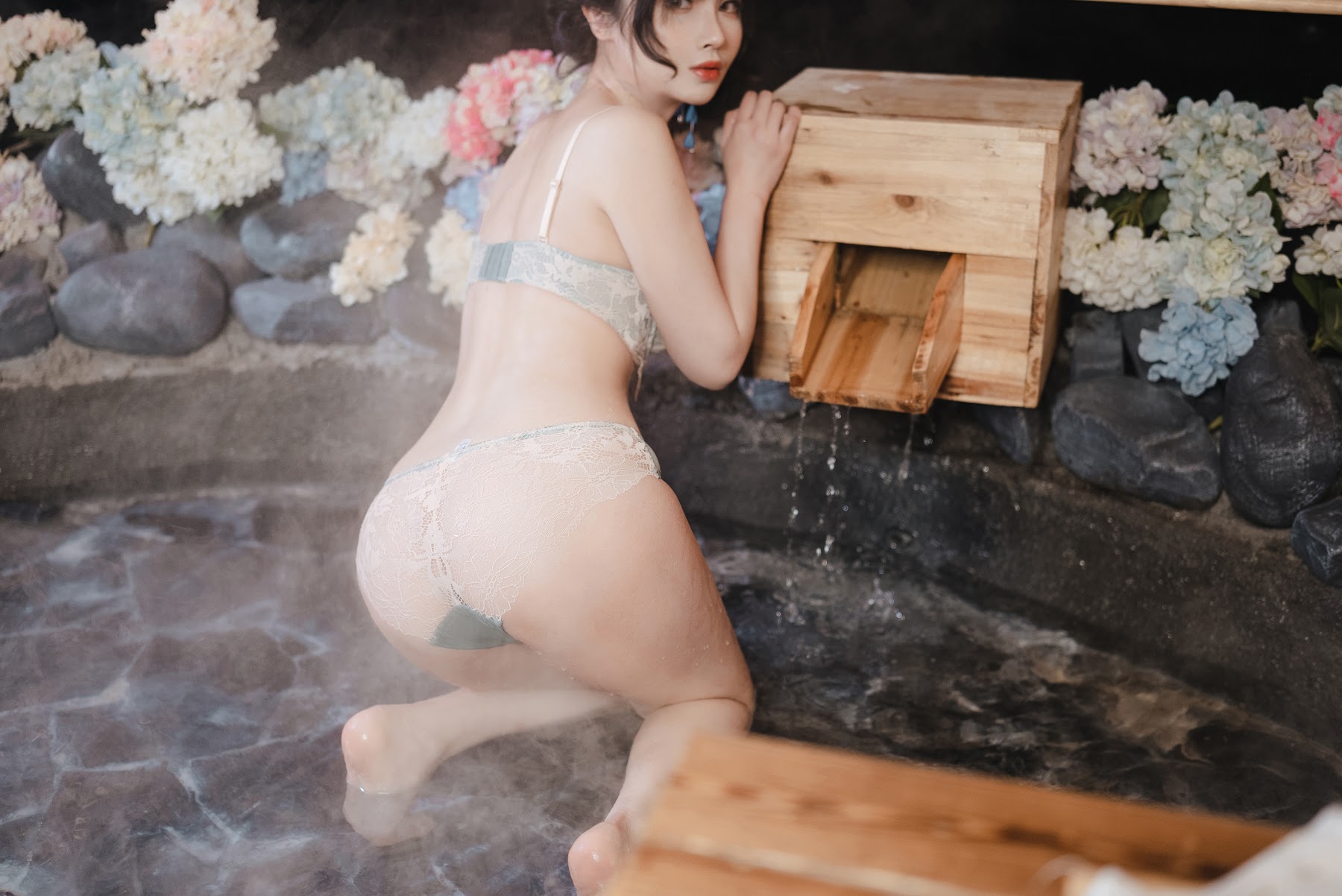 Coser@rioko凉凉子 Vol.081 《年上の韵》温泉旅行 - P26