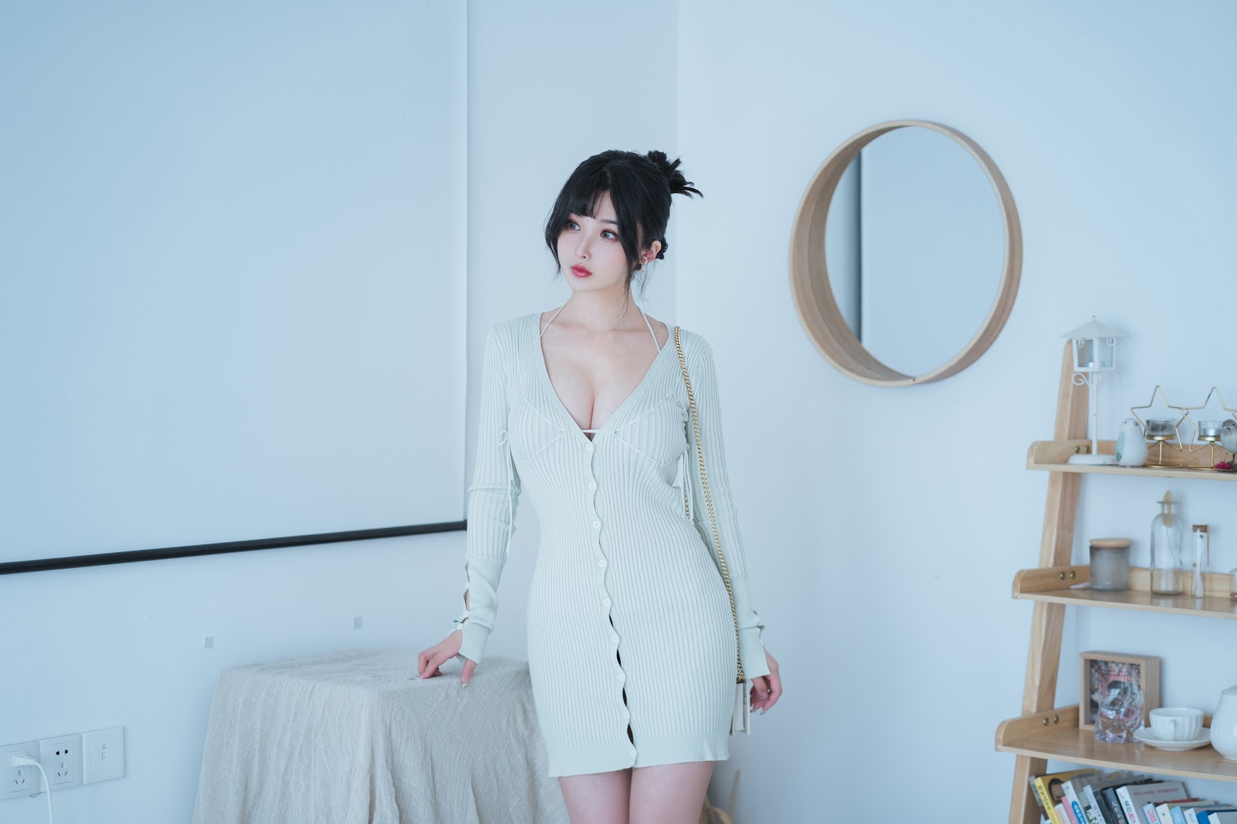 Coser@rioko凉凉子 Vol.077 人妻毛衣 - P1