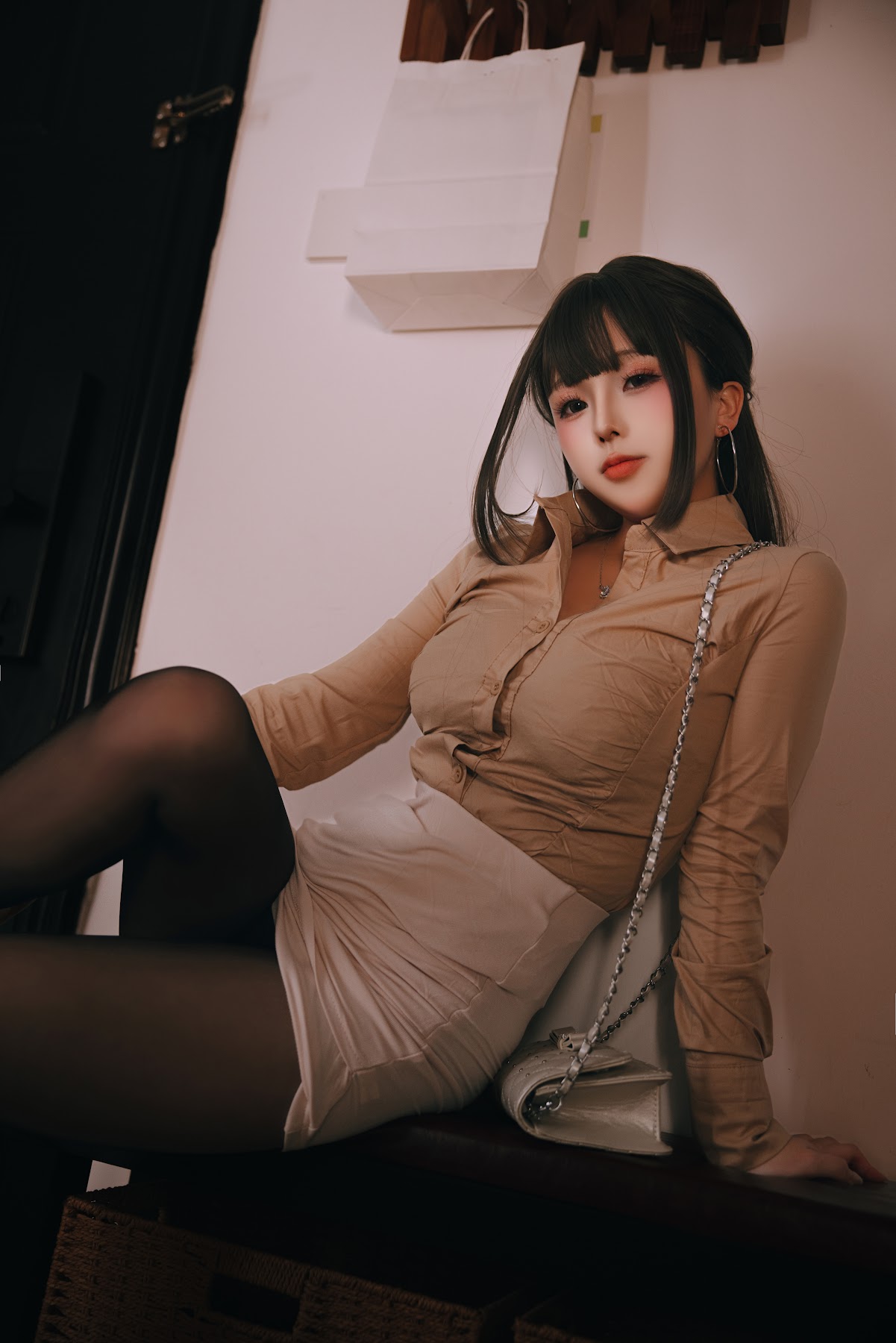 Coser@日奈娇 – 醉酒的同事 - P194